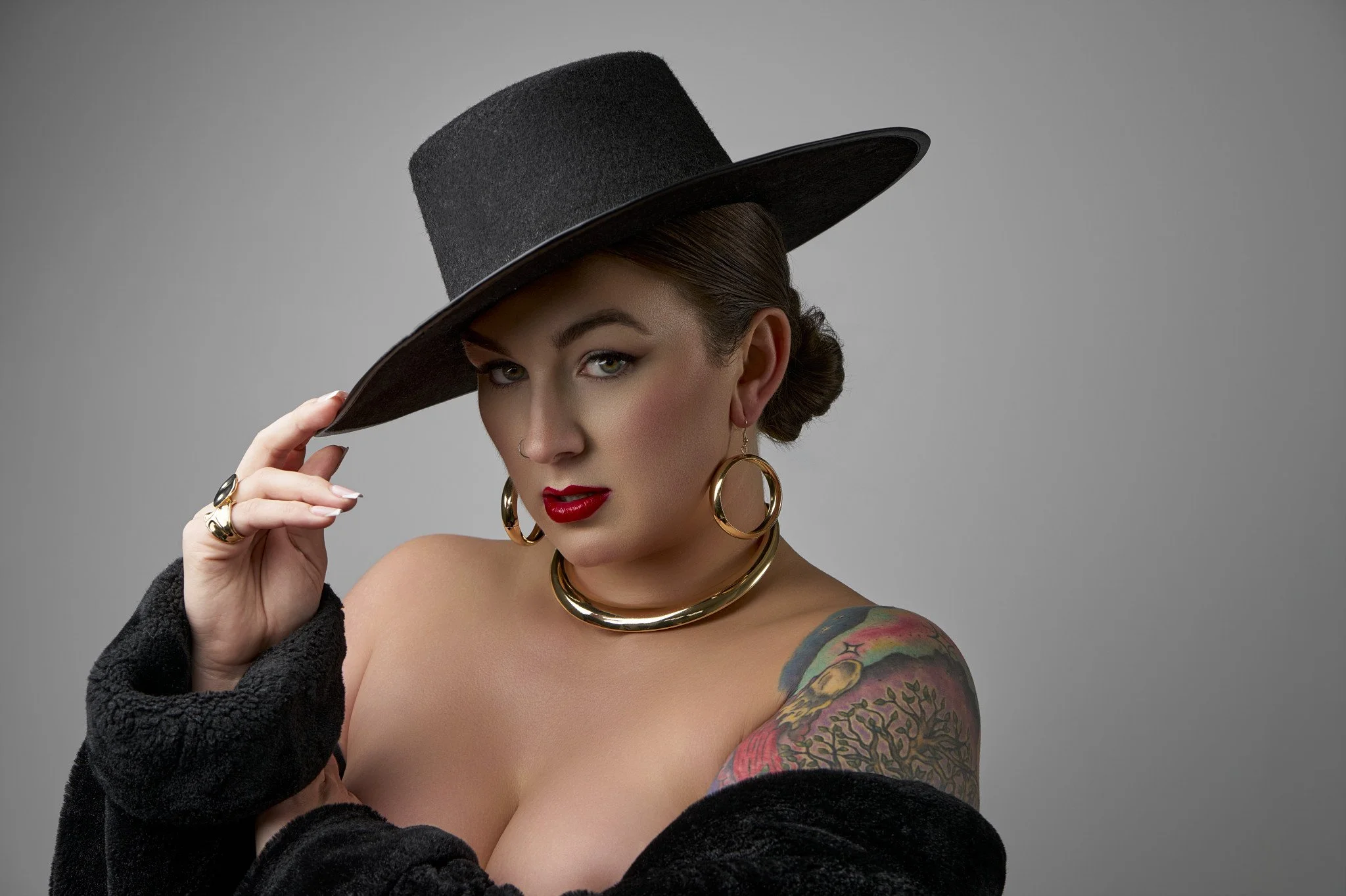 Photographer: Jude Anthony
Model: Julia Christine
Stylist: Diane Pereira
HMUA: Avery McAllister