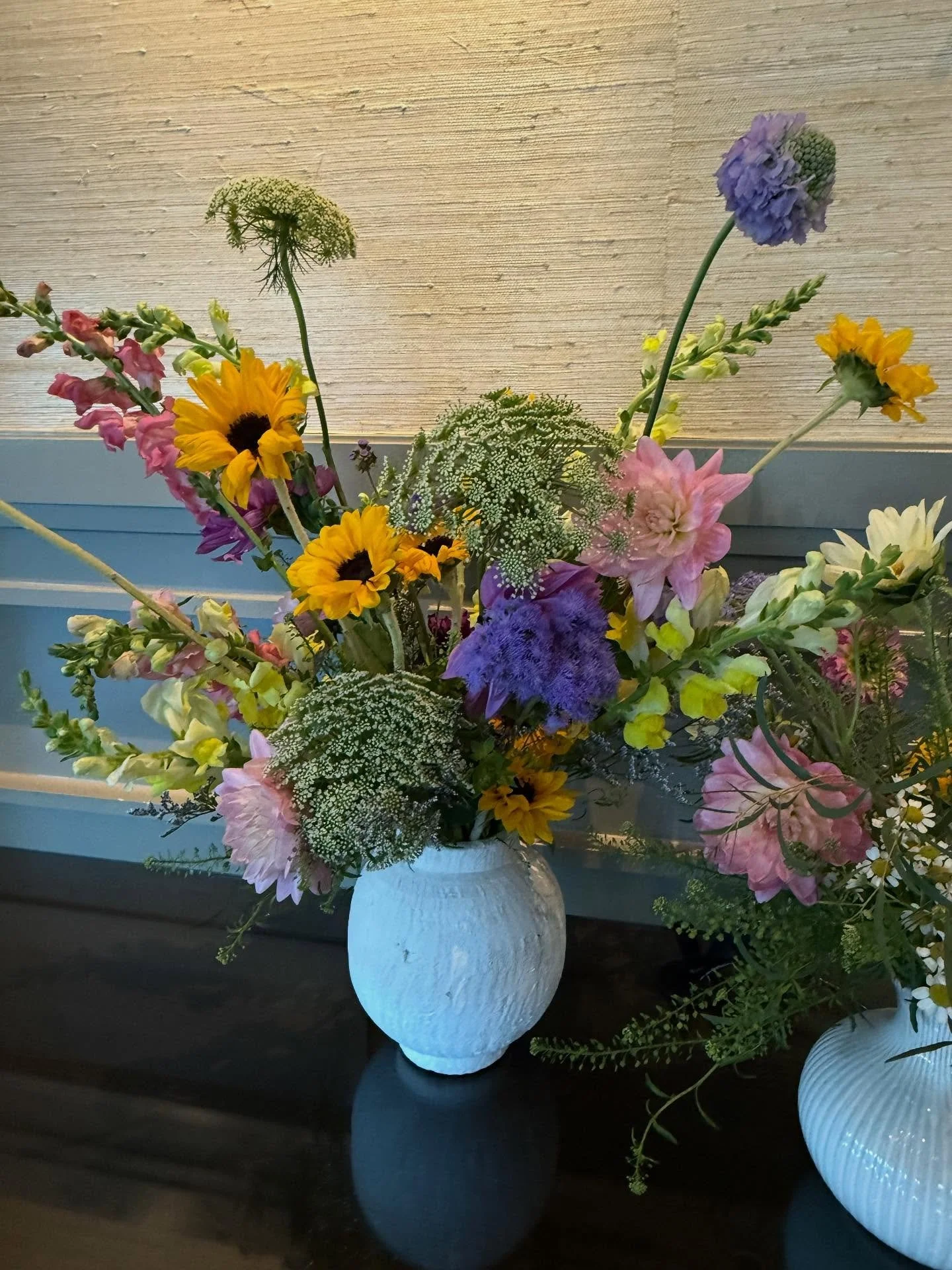 Huge thank you to the amazing family and event planner @ericapaigeevents who gave us the best end-of-day surprise after Saturday night&rsquo;s bat mitzvah at Pine Brook Country Club Golf 💗

We were so grateful to pick up these vibrant stunning flora