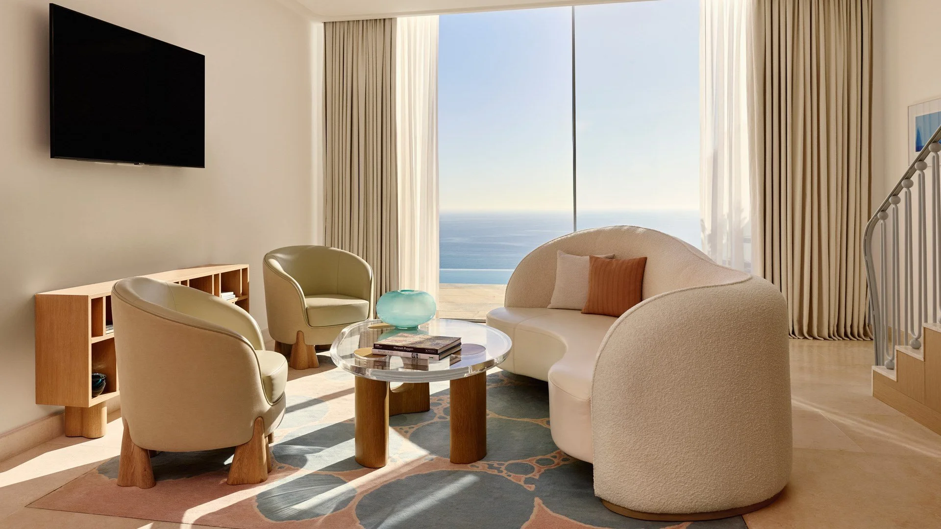 mbr-infinity-pool-duplex-suite-1920-1080-01.jpg
