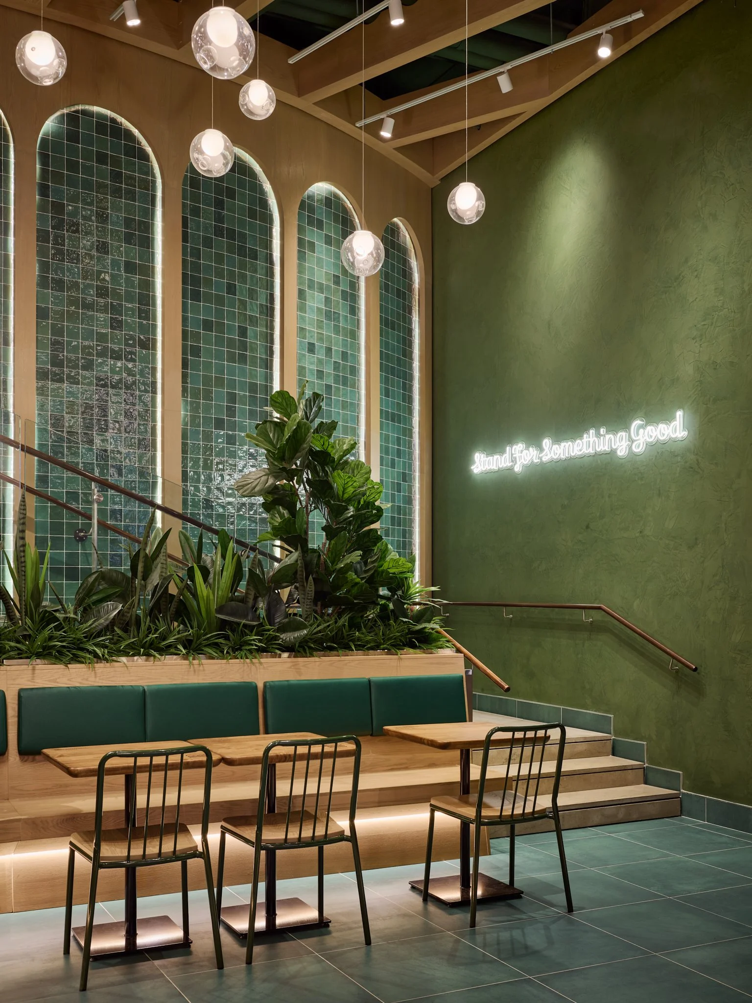 165-Carbon BG Shake Shack Toronto.jpg