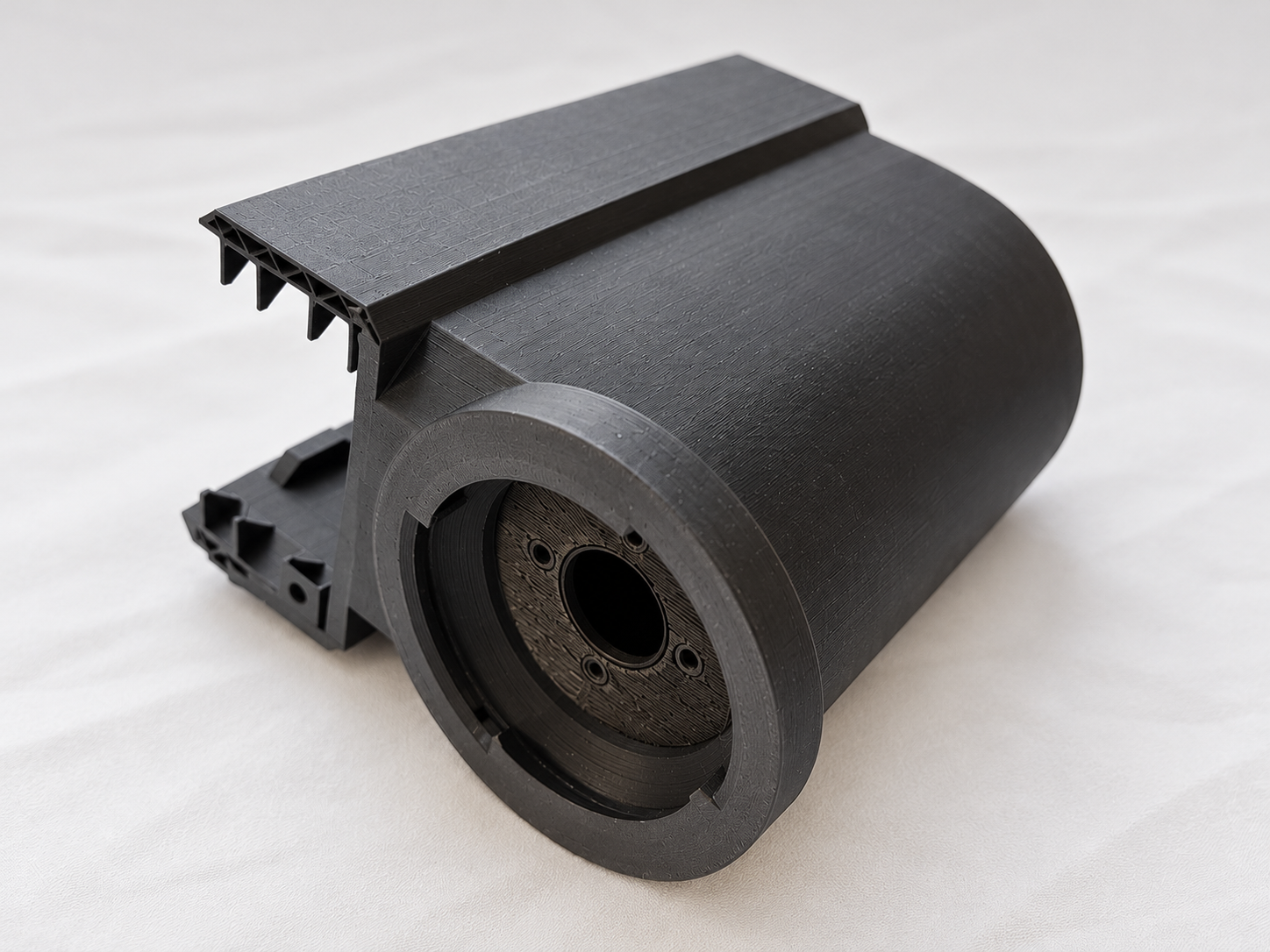 The device had to be printed in two parts and screwed together.