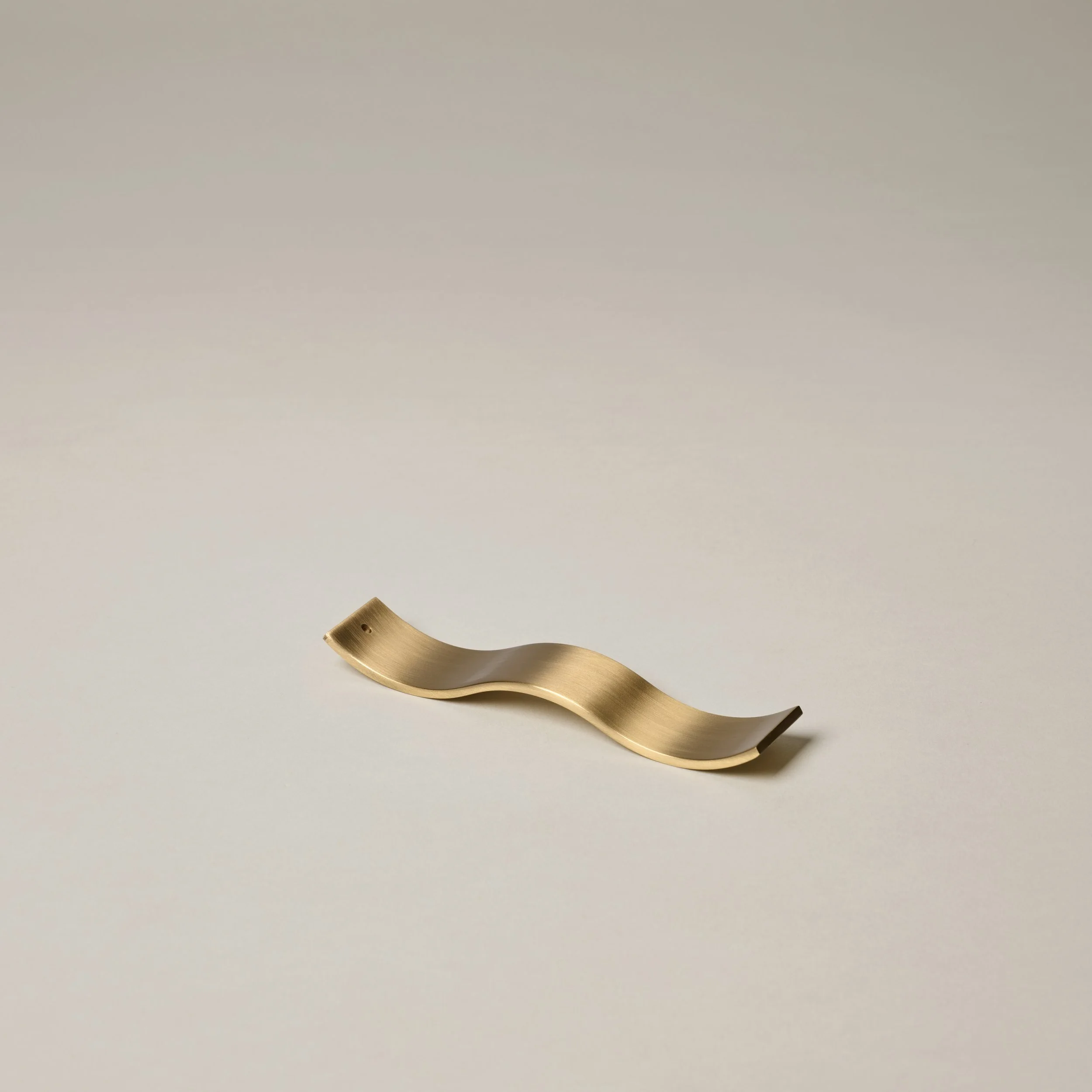 INCENSE HOLDER - WAVE HOLDER IN BRASS