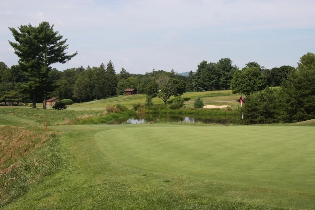 Donald Ross-designed green at The Omni Grove Park Inn Golf Course featuring the architect's signature contours