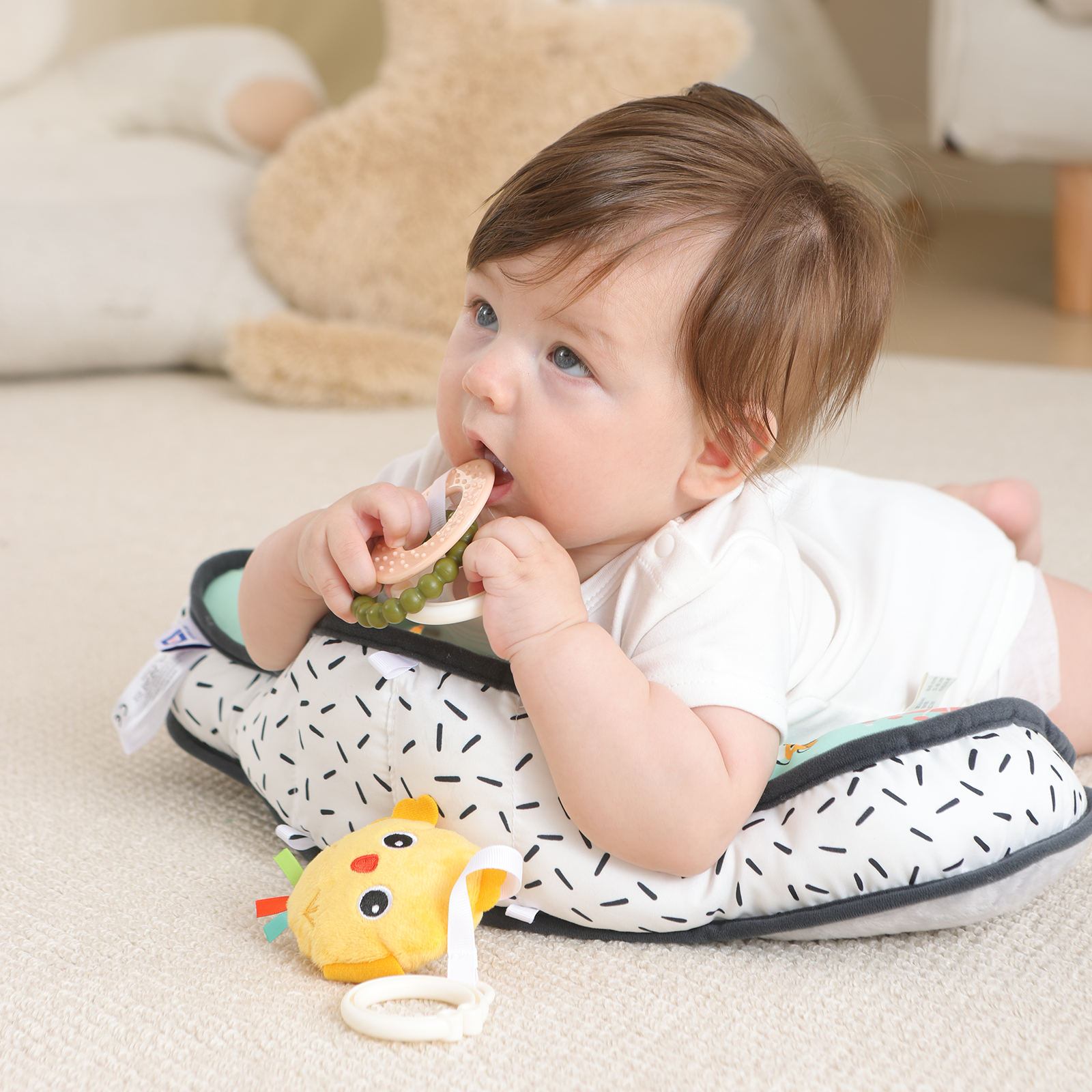 tummy time pillow for baby.png