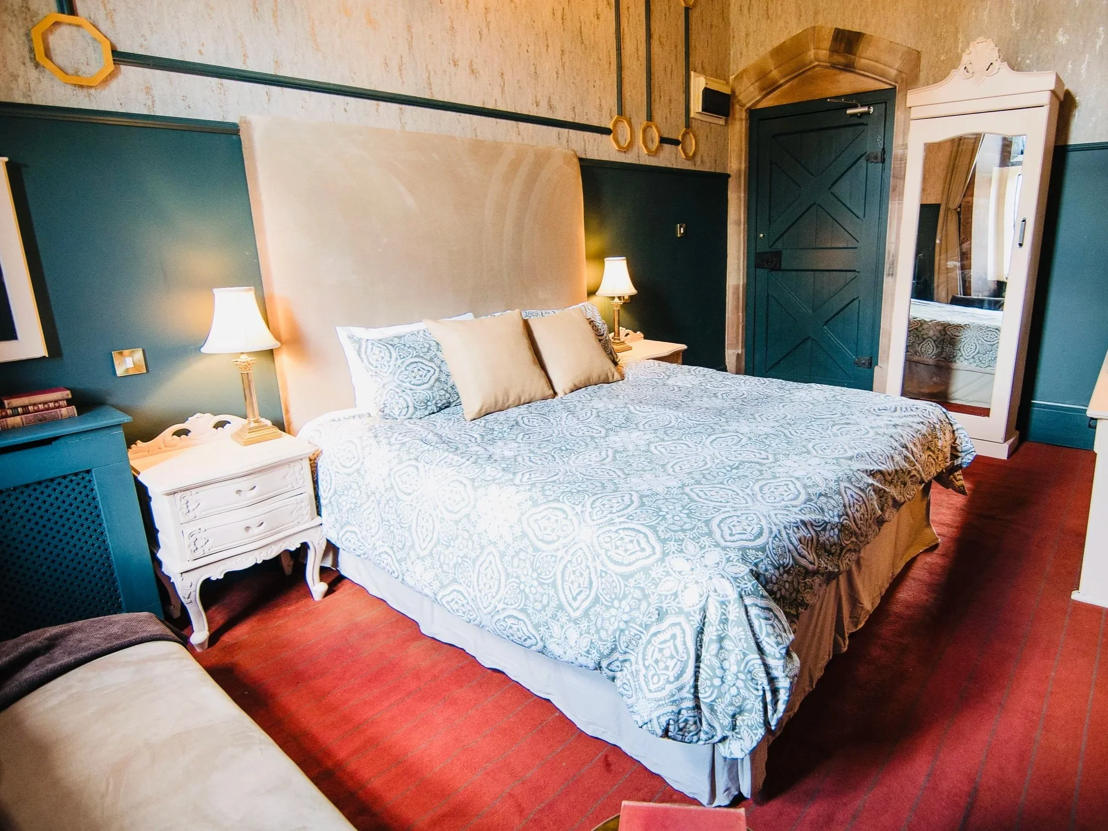 Resolving the spatial layout early on allowed the scheme to be carried through with clarity and confidence.