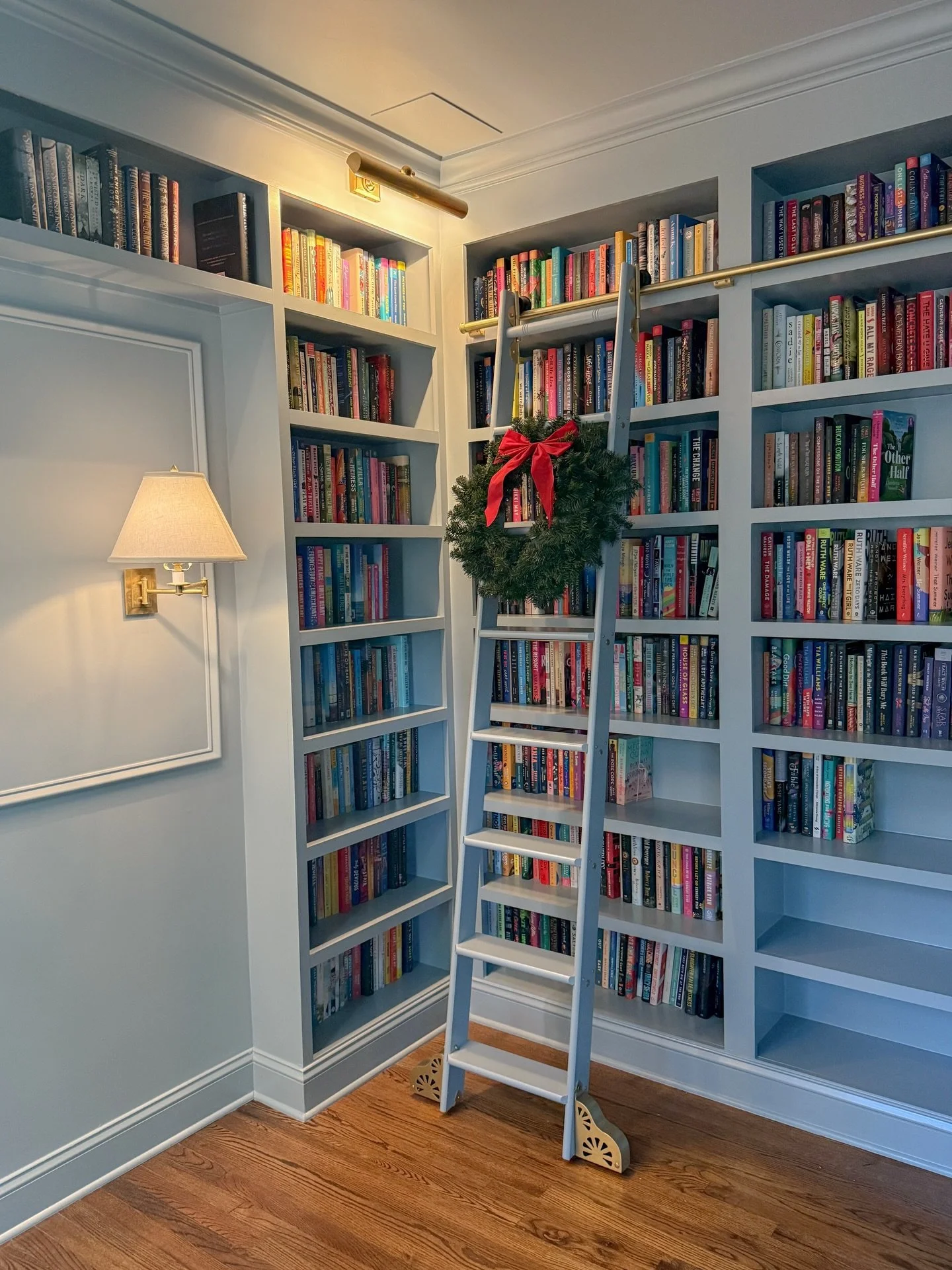 Here are some progress shots from this home library project and oh myyy, I can&rsquo;t get over how well it&rsquo;s all coming together. Now comes the hard part&hellip;patiently waiting for the *really* fun stuff to arrive. Wallpaper, furniture, a cu