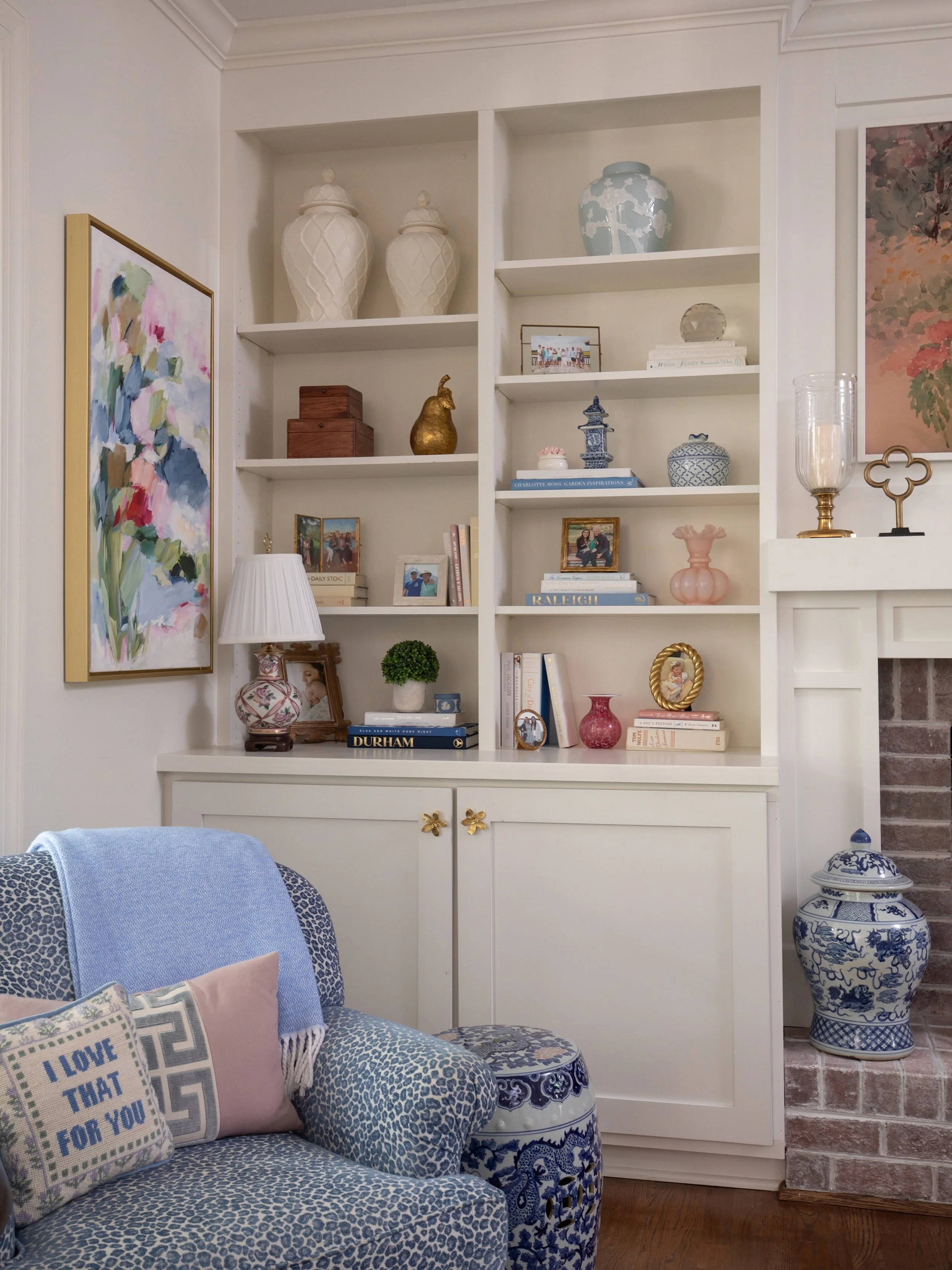 We love a built-in shelf moment around here. More spaces to style with pieces we&rsquo;ve collected over time and lots of family hand-me-downs that add the character and personality to the room.

One of my go-to styling rules is working in odd number