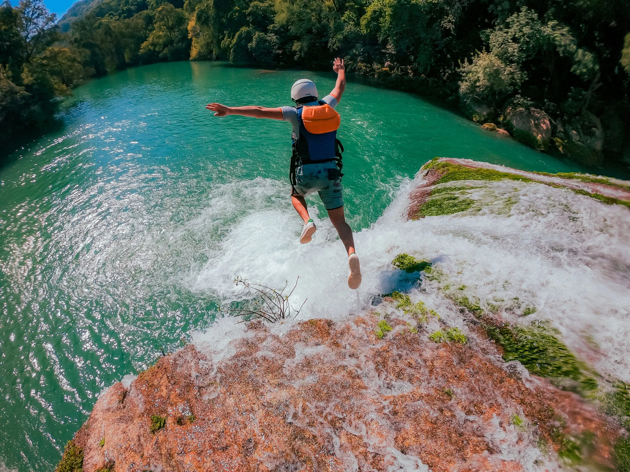 Salto de Cascadas en la Huasteca Potosina