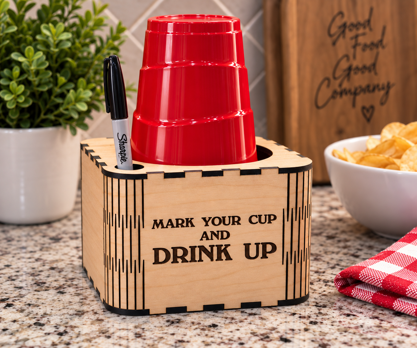 Mark your Cup Holder - Maple - Lifestyle.png