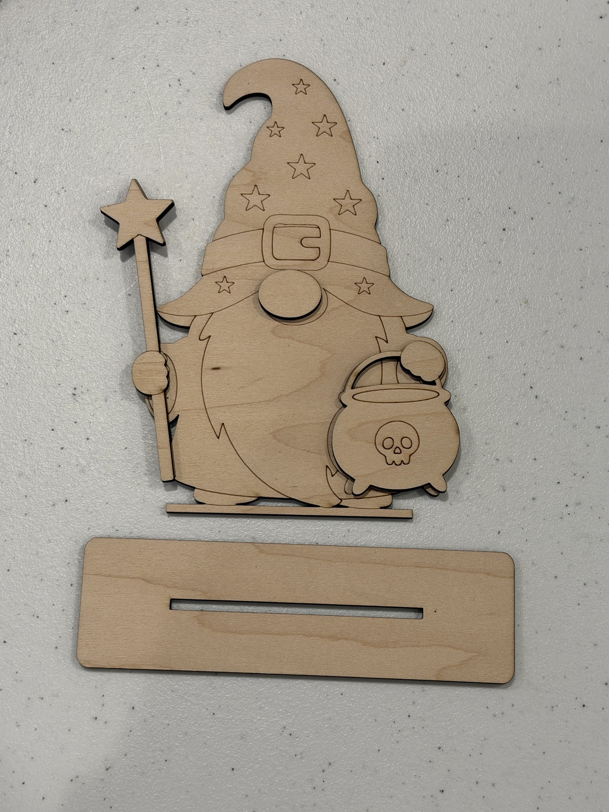 Merlin the Midnight Wizard Gnome.JPG