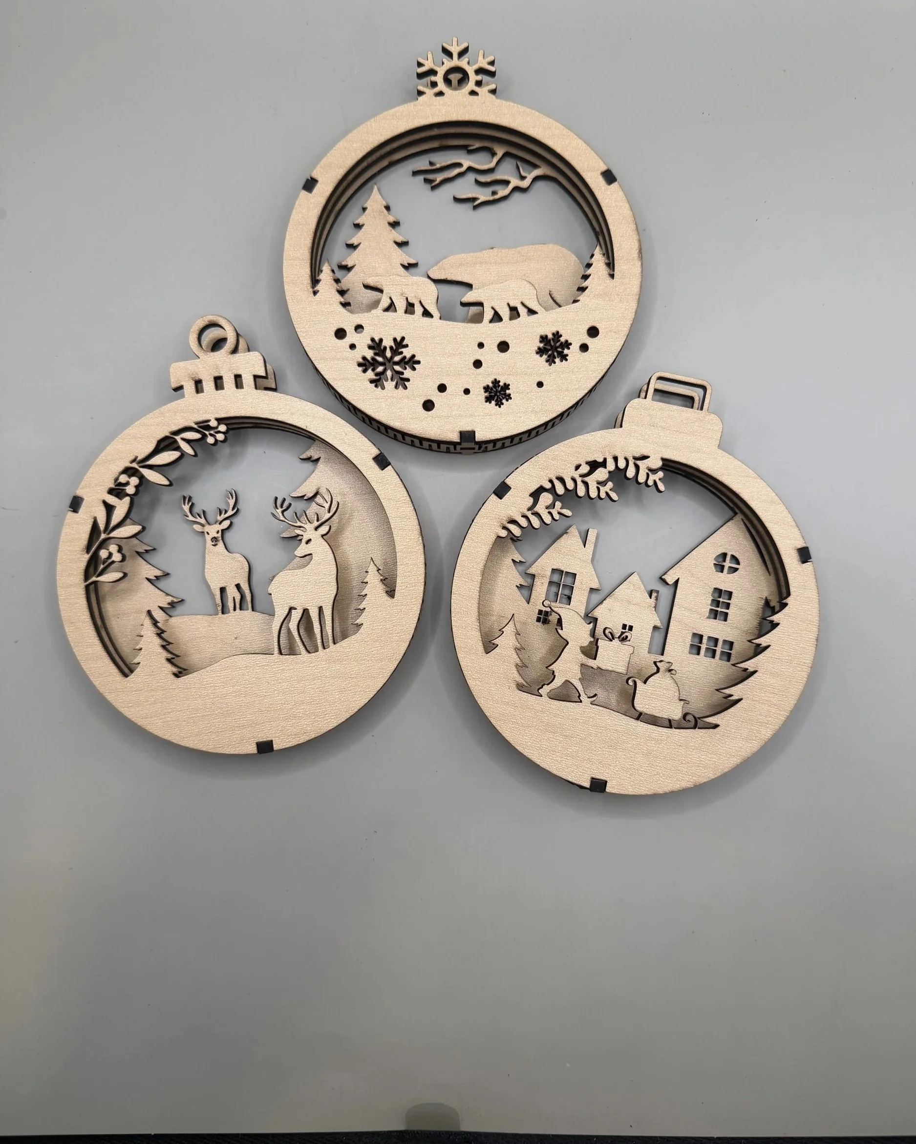 winter-wonderland-layered-wood-ornament-3-pack-maple-02-set-alt.jpg