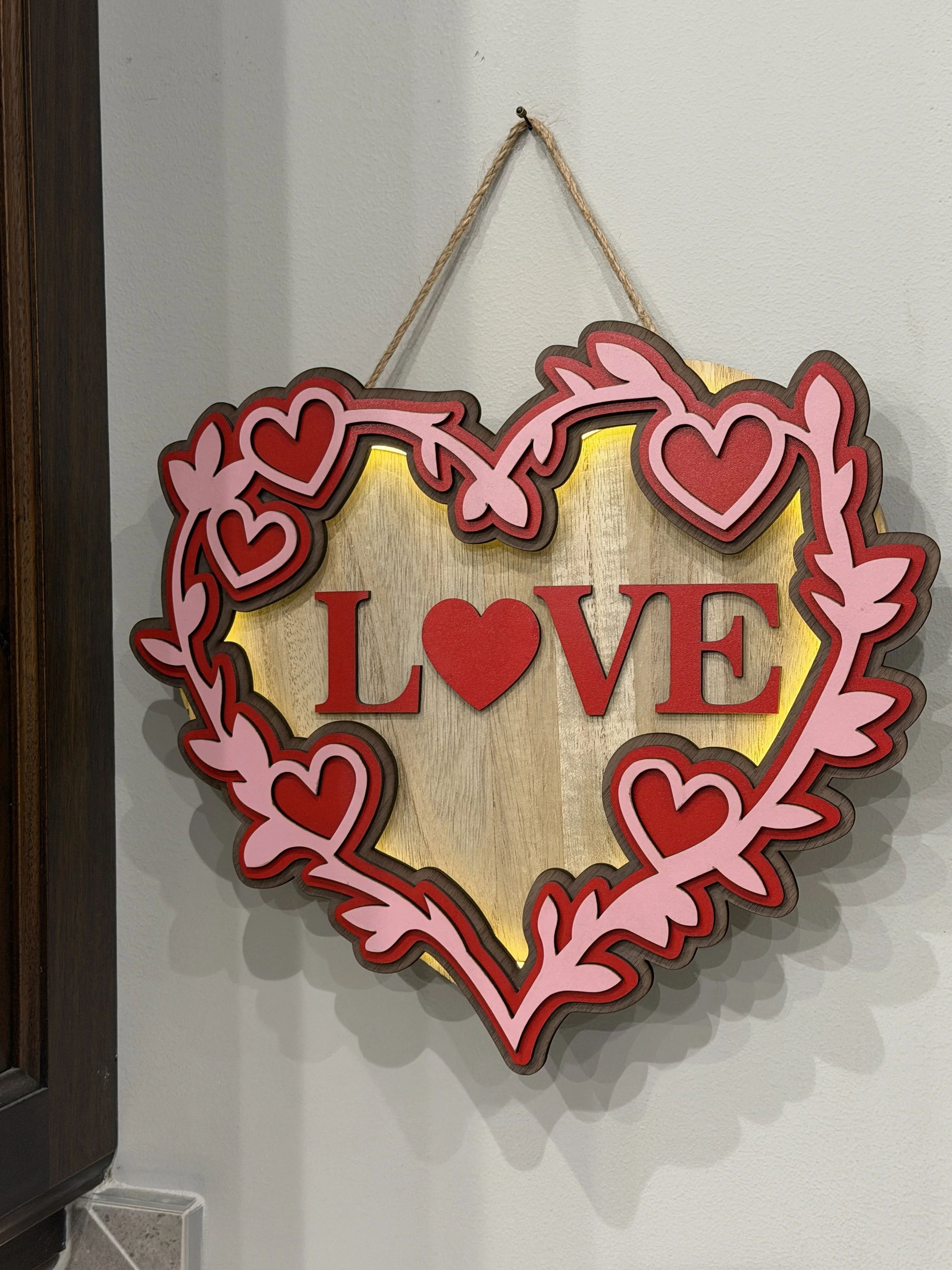 lighted-valentines-love-heart-sign_side.JPG