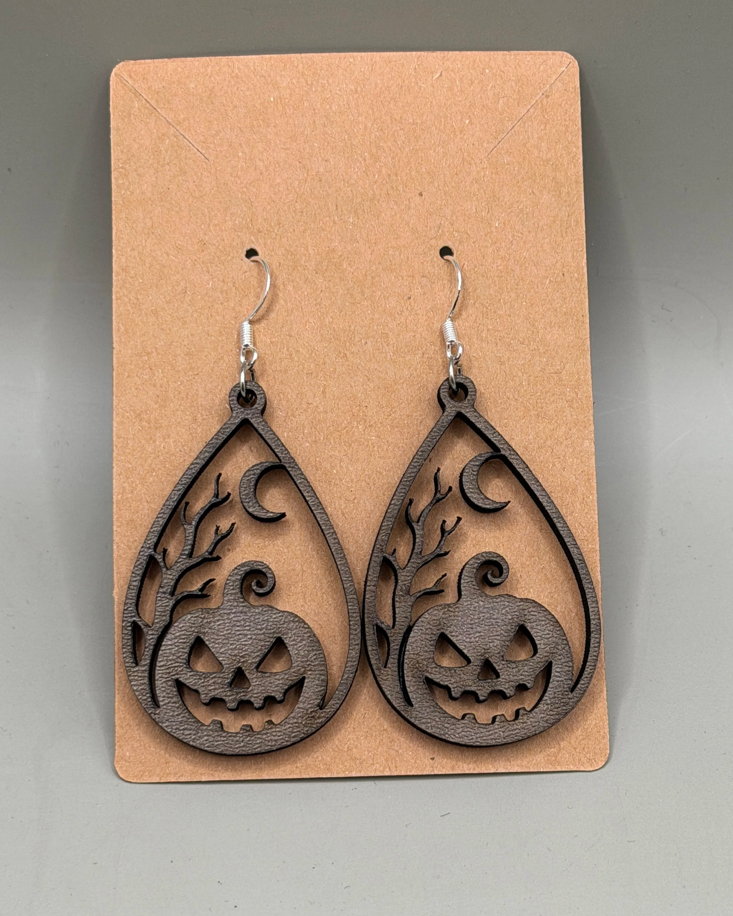Jack+O+Lantern+Teardrop+Earrings.png
