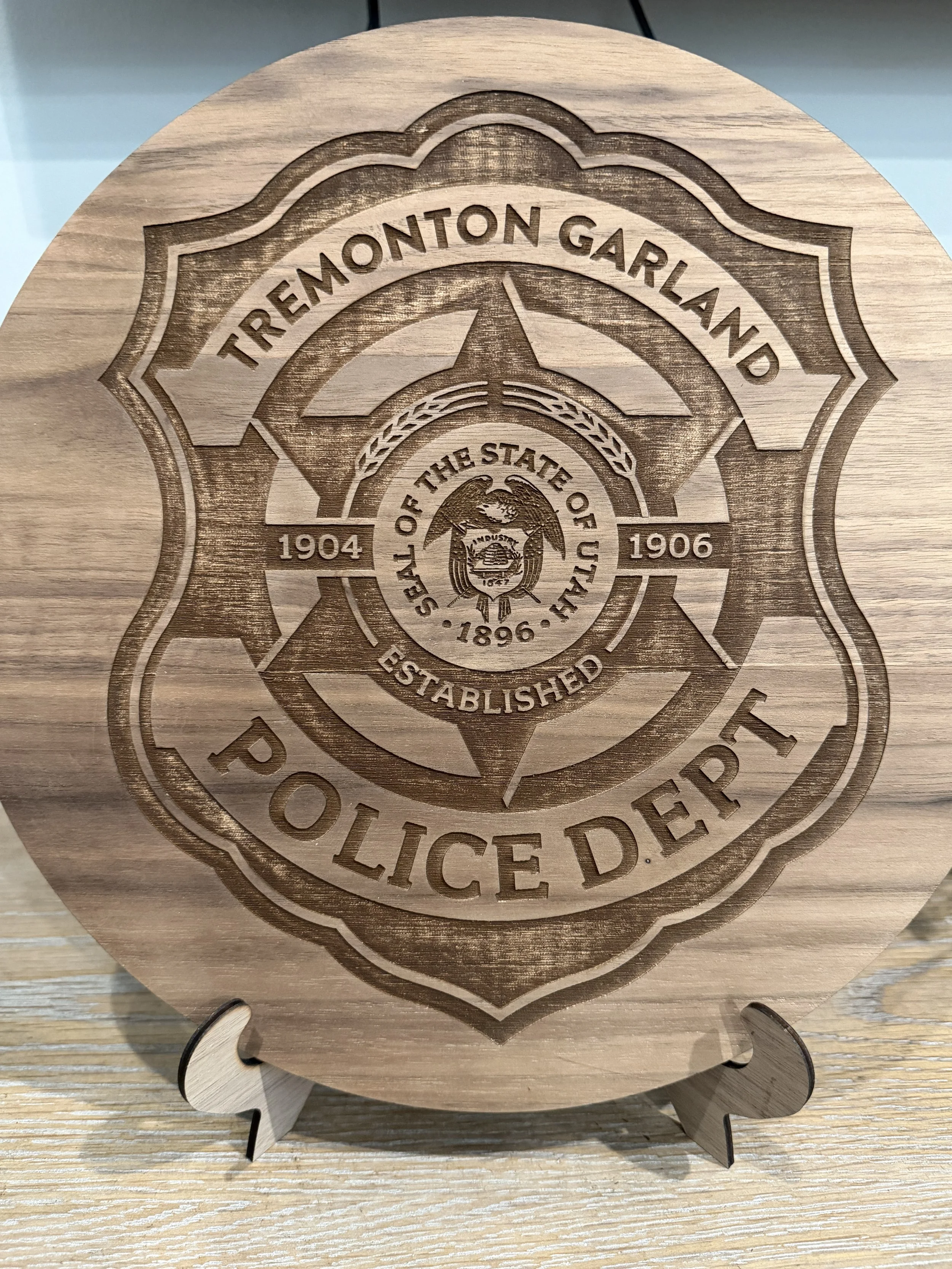 Badge Plaque Detail.JPG