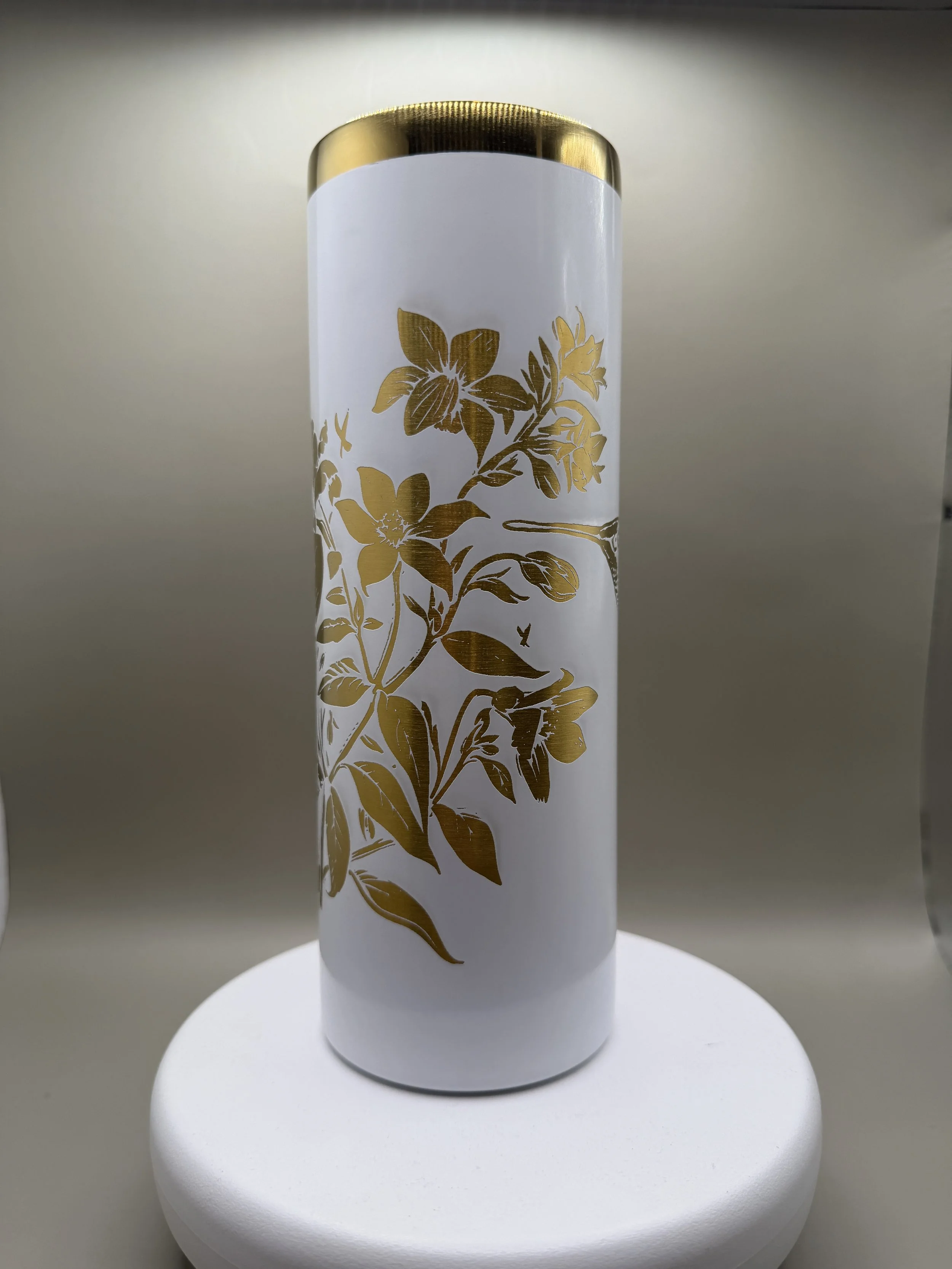 Hummingbird Floral 20oz Skinny tumbler2.JPG