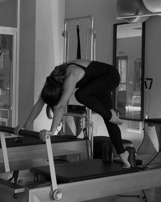 Moverte puede cambiar tu d&iacute;a&hellip; y tu cuerpo ✨

Aqu&iacute; tienes algunos beneficios del movimiento consciente que trabajamos en Bloom:

🌿 Mejora tu postura y tu equilibrio.

🌿 Aumenta tu fuerza profunda y estabilidad.

🌿 Reduce tensio