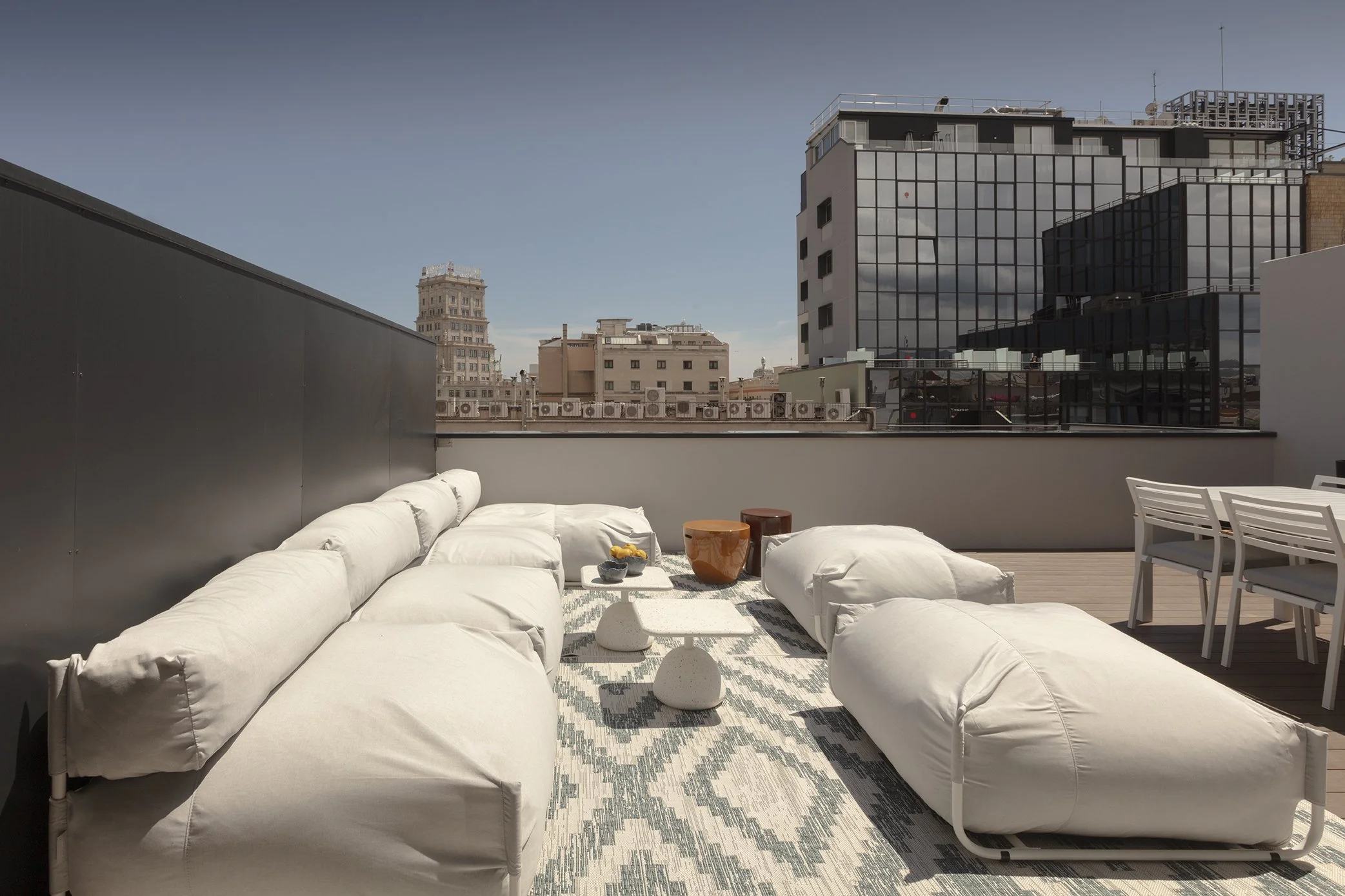 Residencial_A11_interiorismo terraza distrito azul.jpg