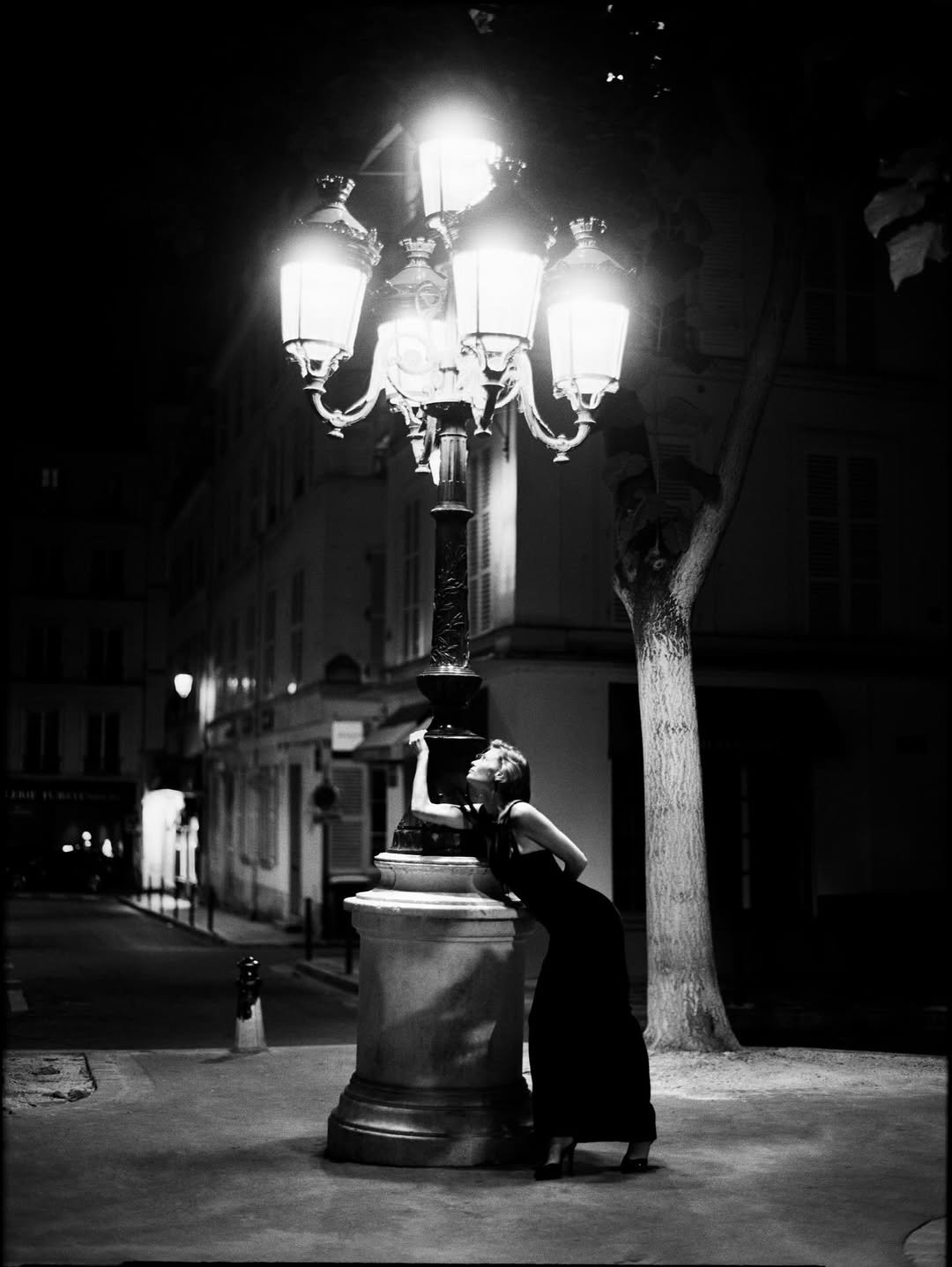 5 day whirlwind of couture with @adutakech and @bibi_breslin for @ee72 Thank you to @edward_enni (3).jpg