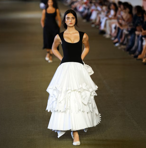 Fashion Show - Assisting work