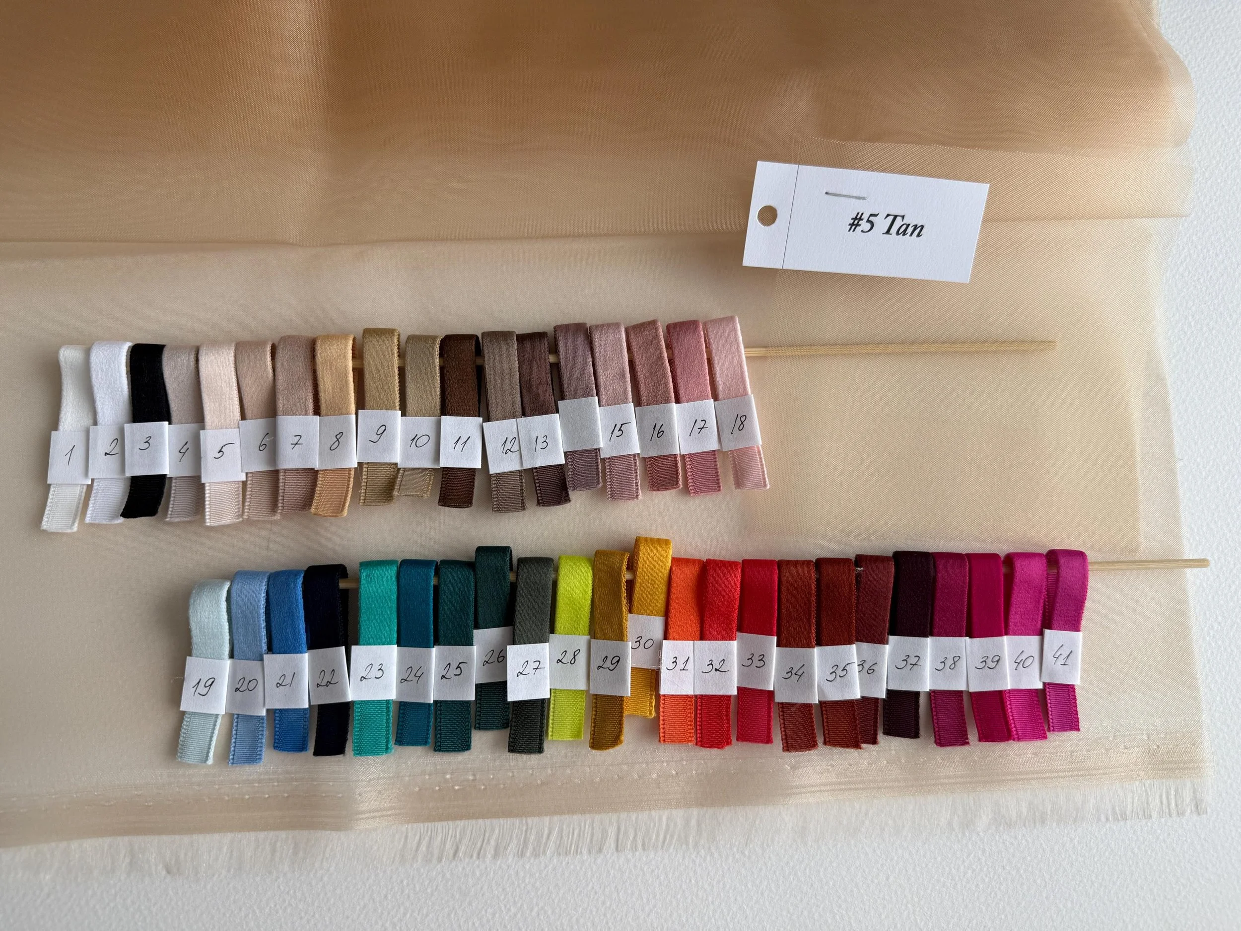 https://i.etsystatic.com/19620351/r/il/efec49/8182174608/il_fullxfull.8182174608_p0hi.jpg