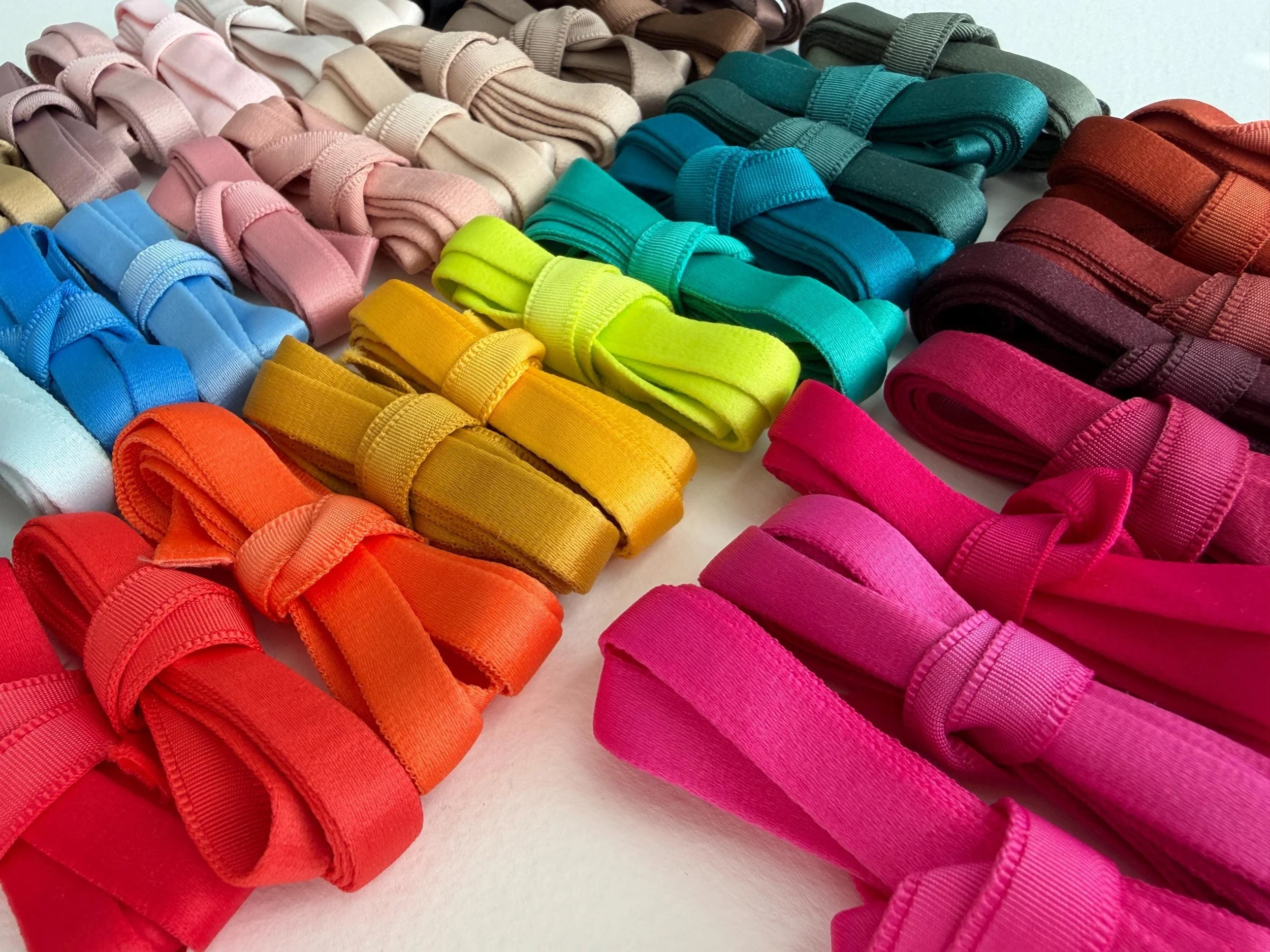 https://i.etsystatic.com/19620351/r/il/866700/8192798482/il_fullxfull.8192798482_6bop.jpg