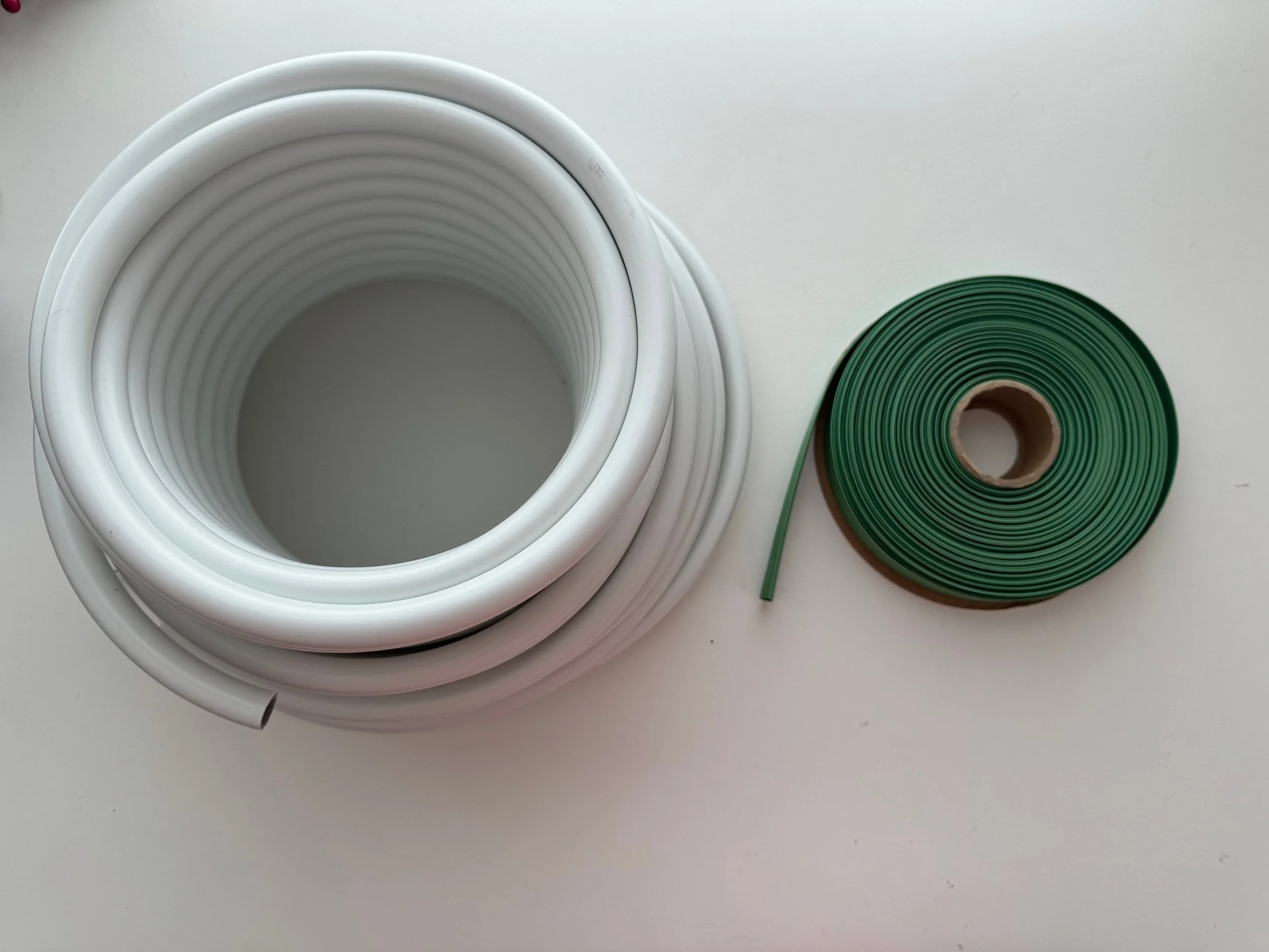 https://i.etsystatic.com/19620351/r/il/95e8b6/6173982764/il_fullxfull.6173982764_baje.jpg