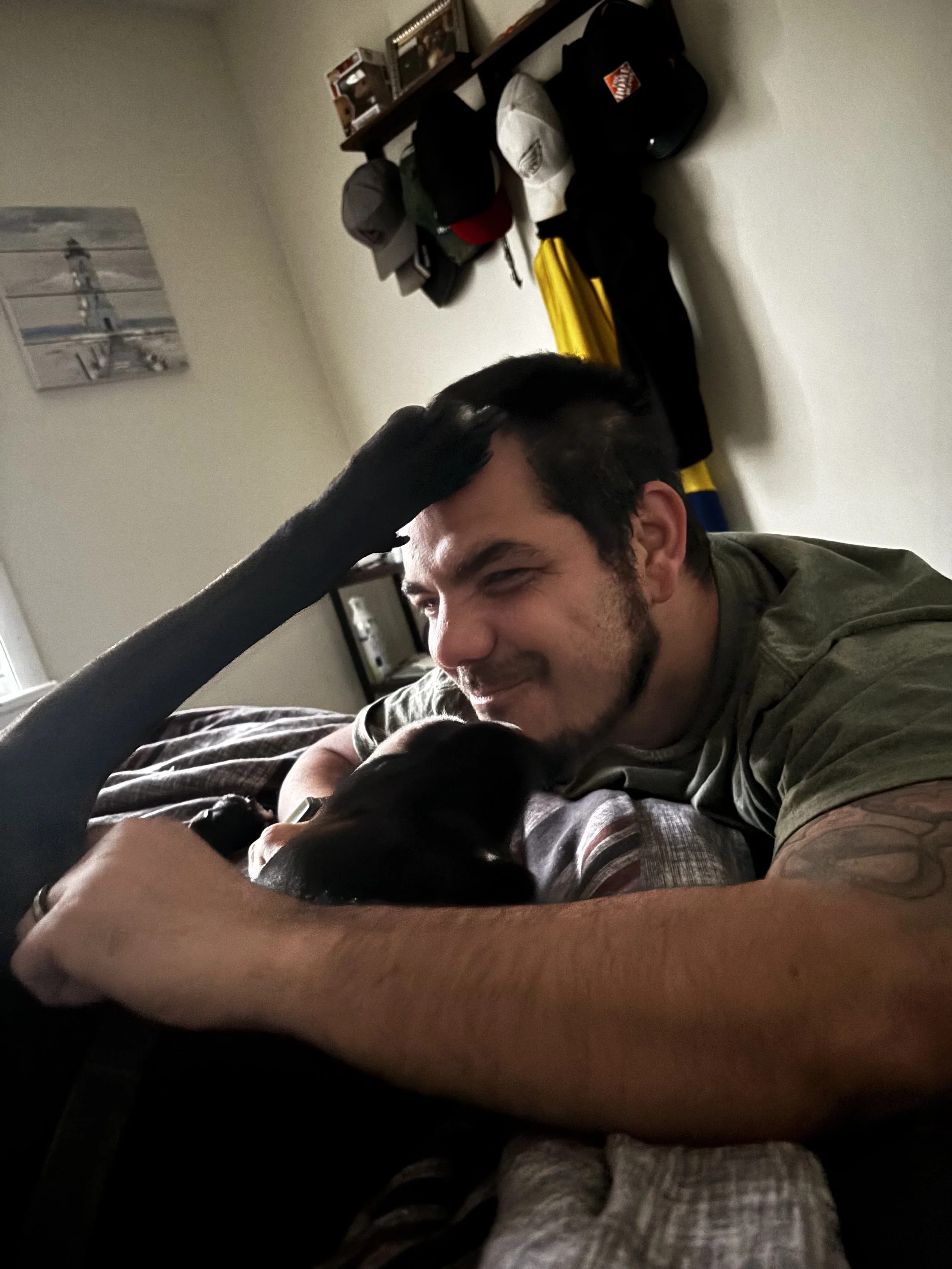  Dogs love is the best kinda love!