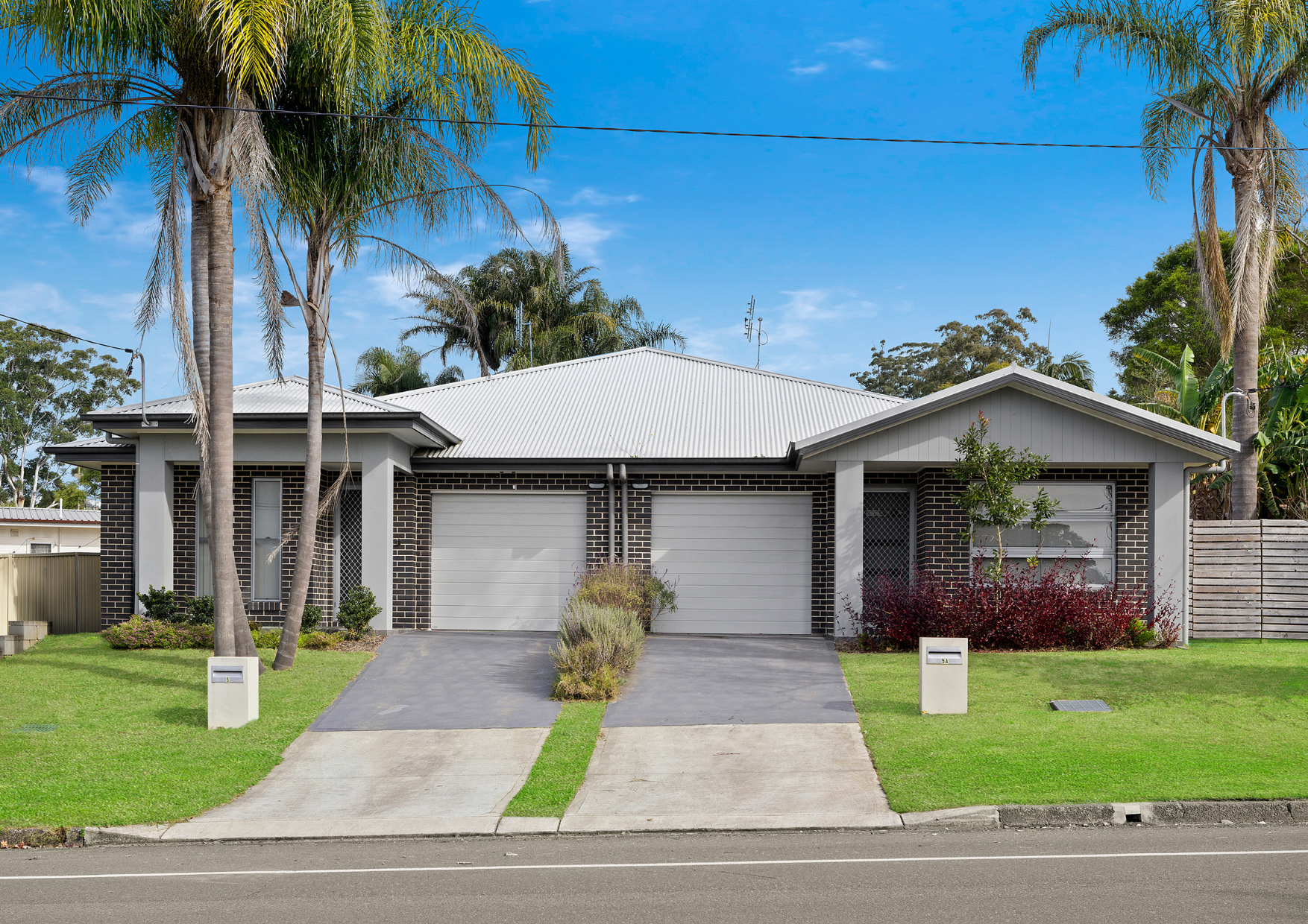  Sash - Central Coast  
 Total Cost  $827,828 |  Profit  $272,172