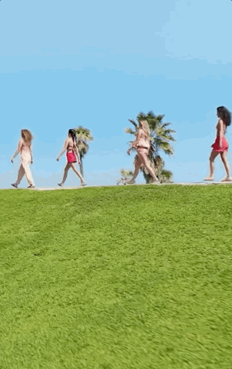 Free People For the Love of Summer
Director Marcel Webber
