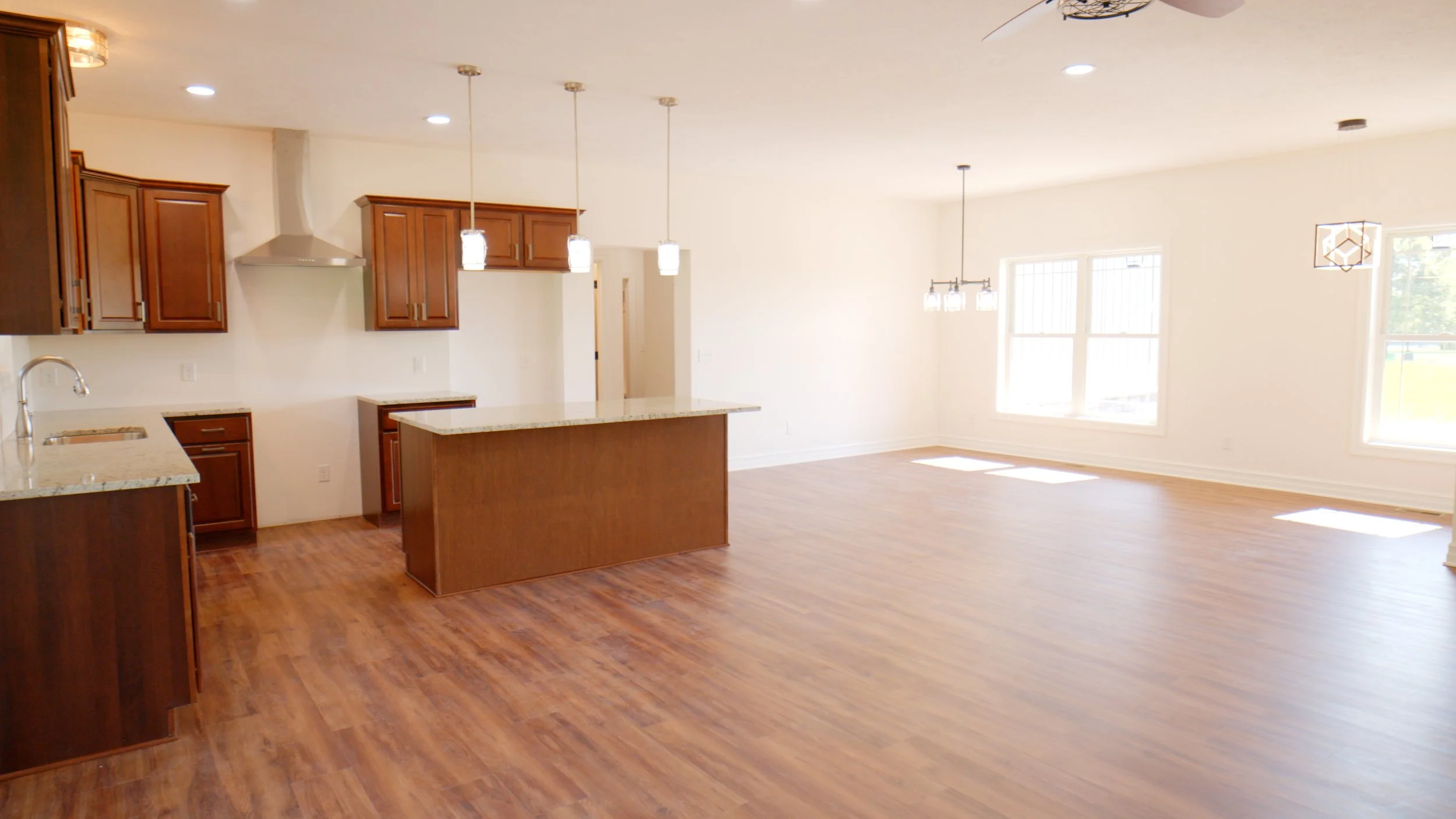 Kitchen + Dining Room 