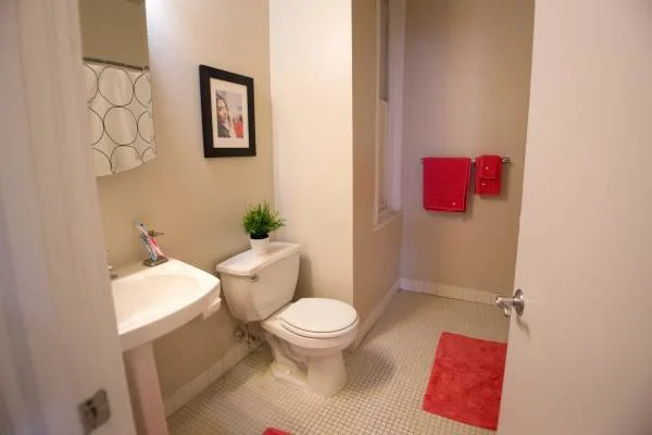 4-bedroom student apartment floor plan at Legacy at Drexel Arms near SJU