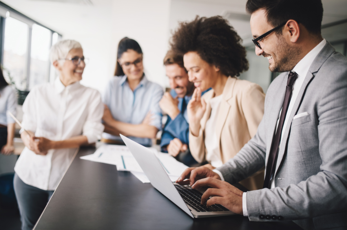 Leadership coaching session helping a team strengthen communication, confidence, and emotional resilience