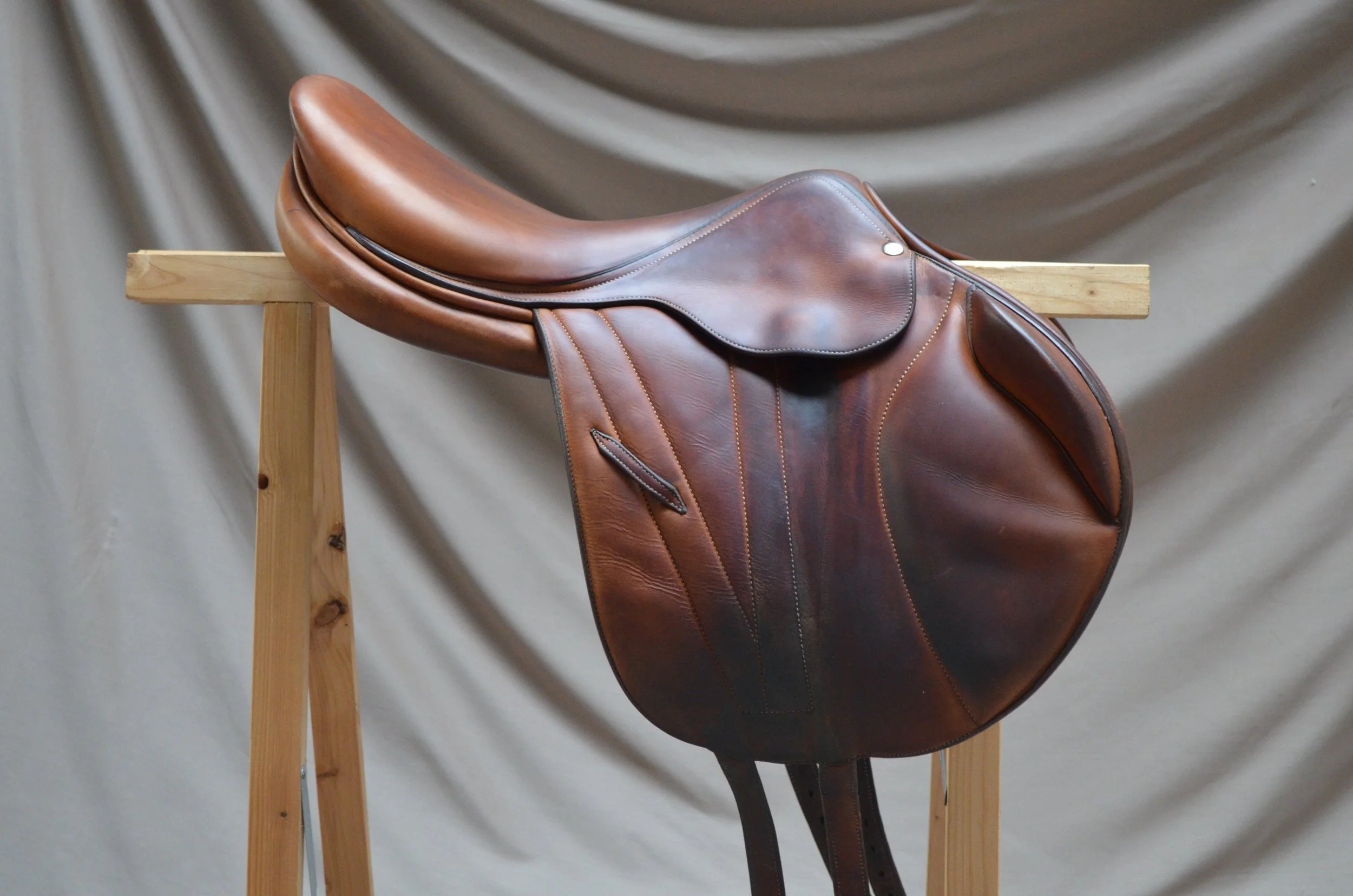 Butet Monoflap siodło skokowe 17,5" (S) M