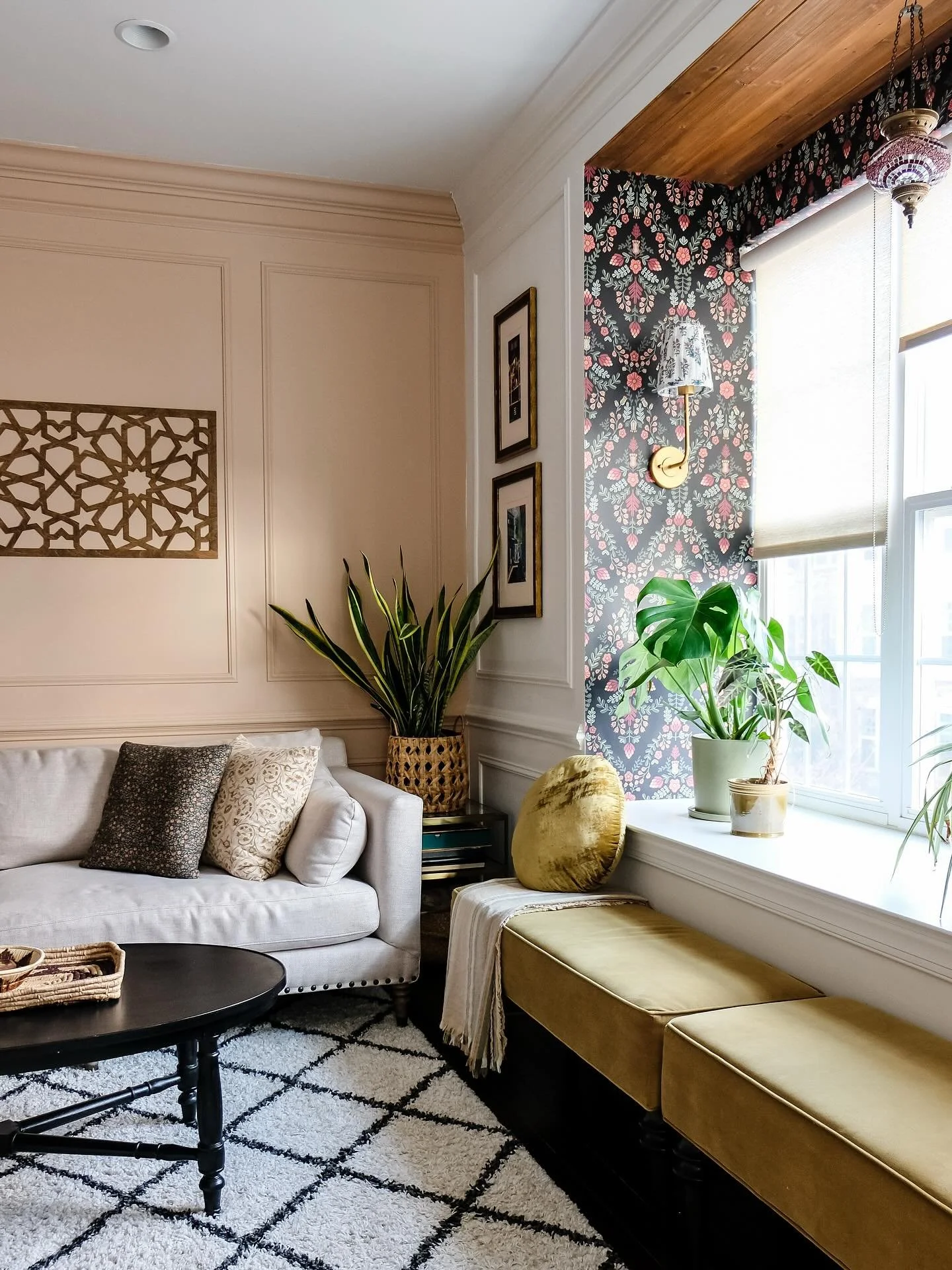 Away for the summer and missing home just a little bit. I&rsquo;ve officially become a wallpaper girl &mdash; and I love layering in pieces that speak to heritage, memory, and identity.

Later this summer, I&rsquo;ll be visiting the homeland 🇵🇰 and