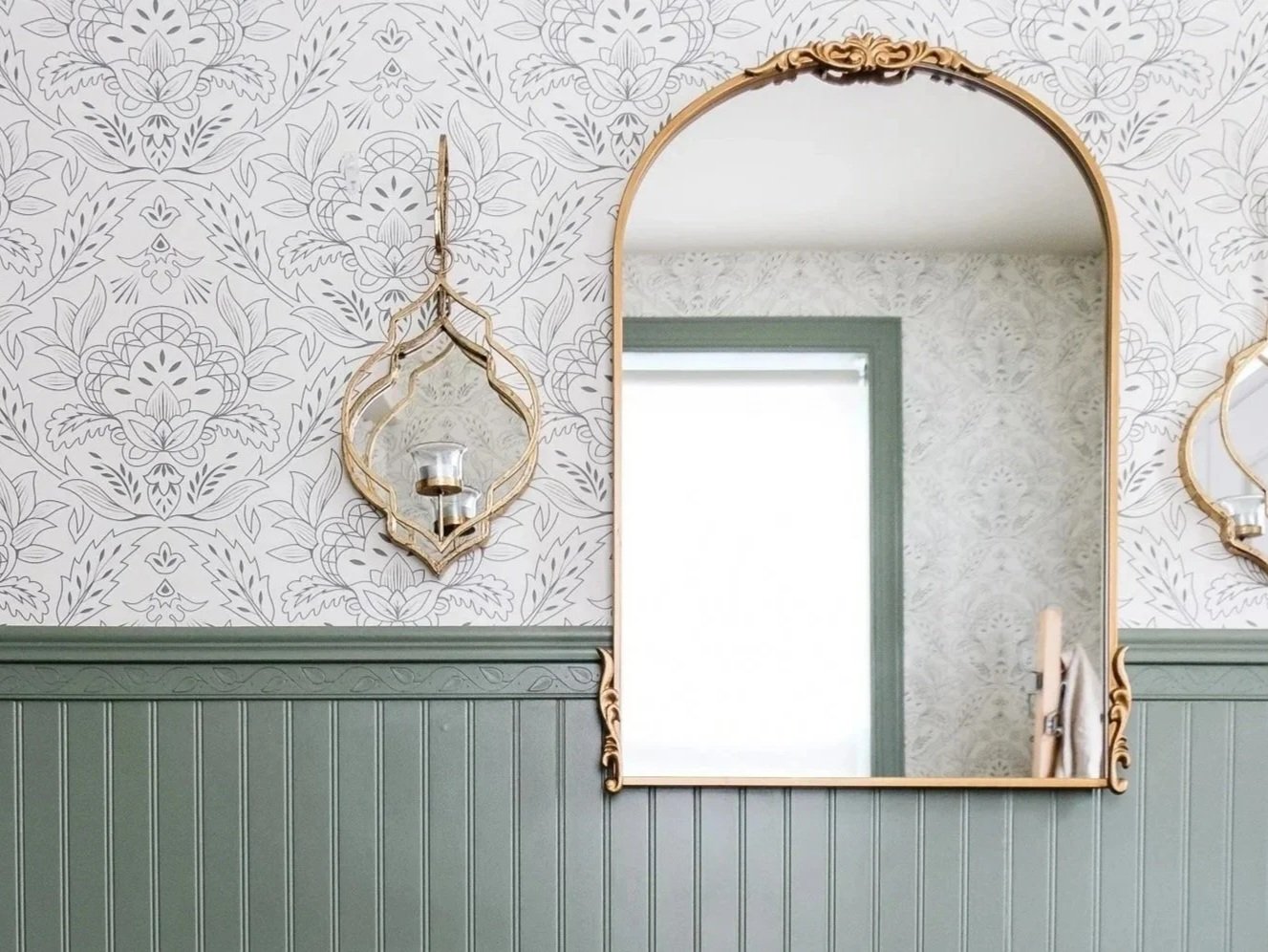 How to Use Wallpaper to Elevate Small Spaces