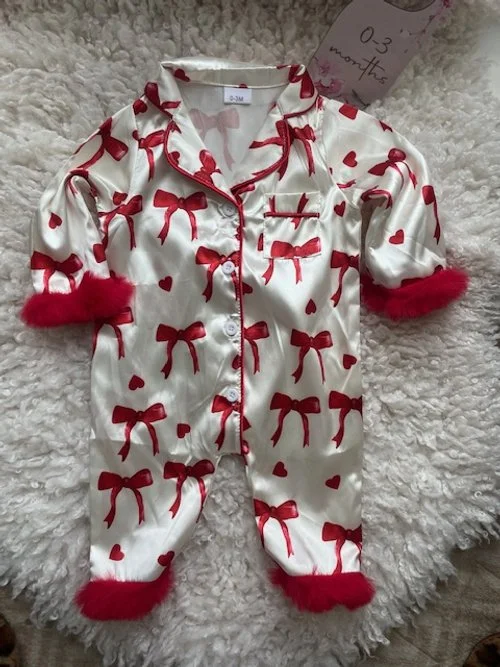 bow print Fur Cuff Onesie 0-3