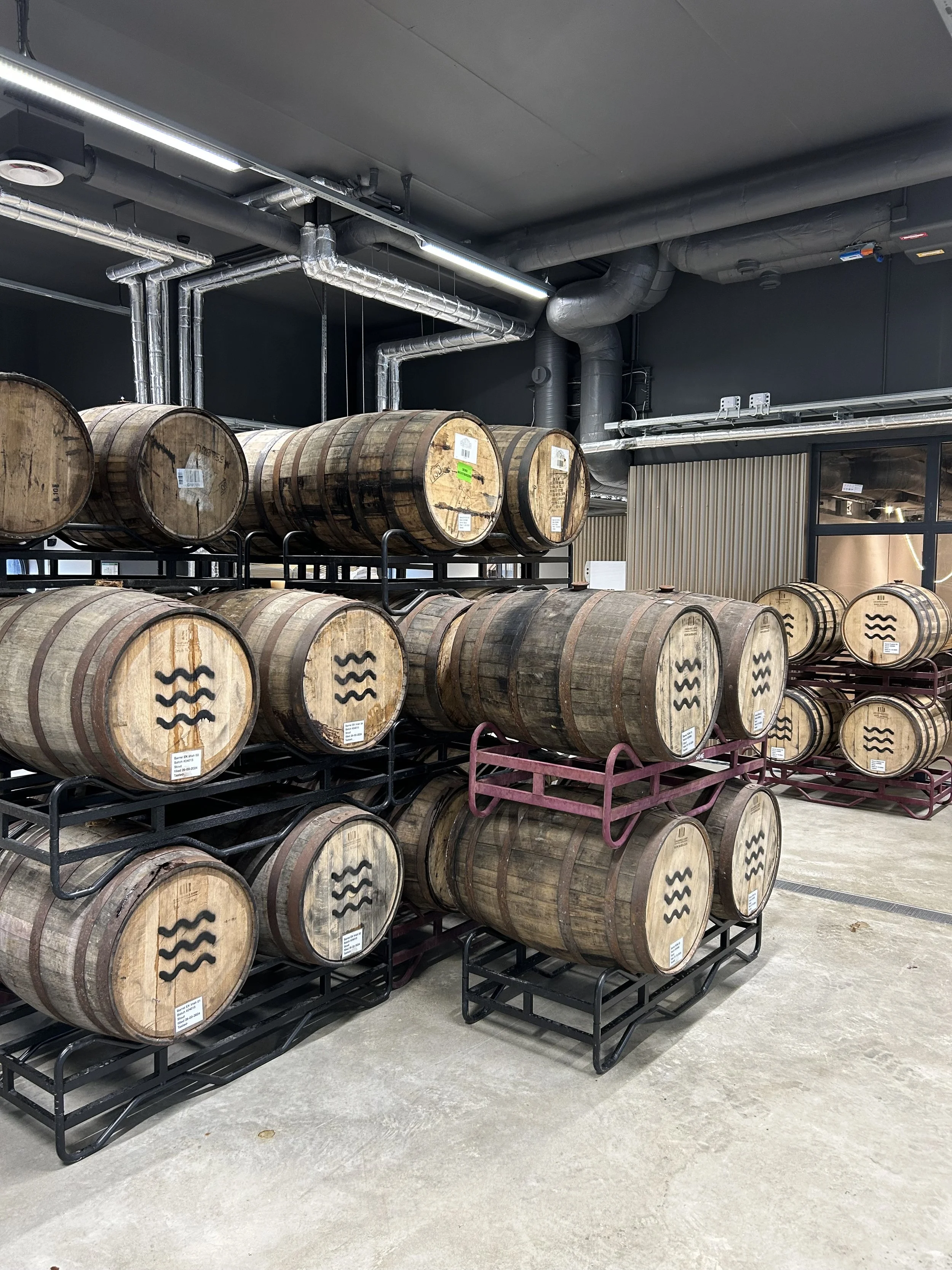 Ekerö oak barrel beer. Stout barrels. Porter ekfat