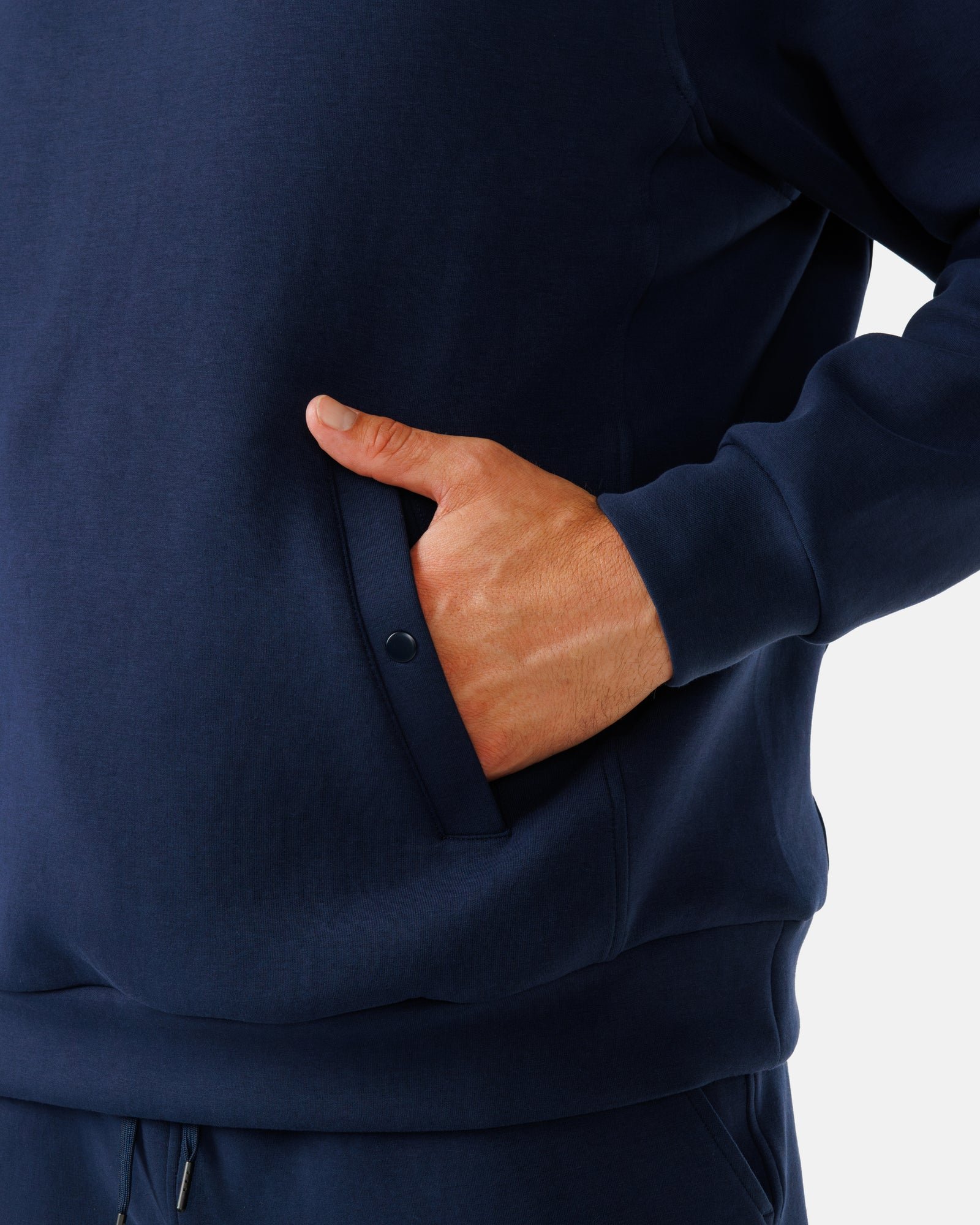 05_Navy-CoreHoodie-Studio-2026-5.jpg