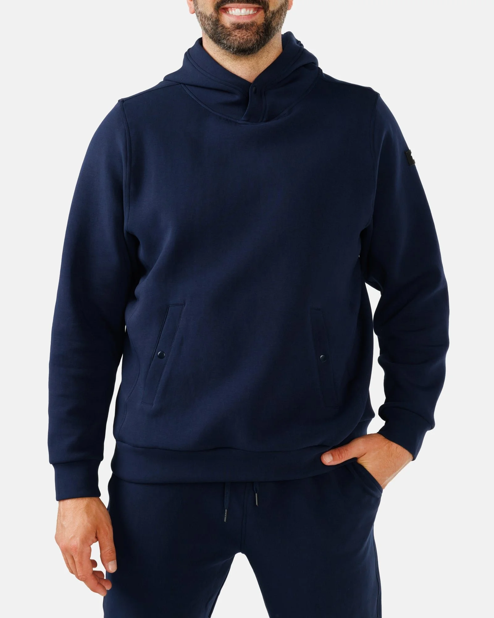 01_Navy-CoreHoodie-Studio-2026.jpg
