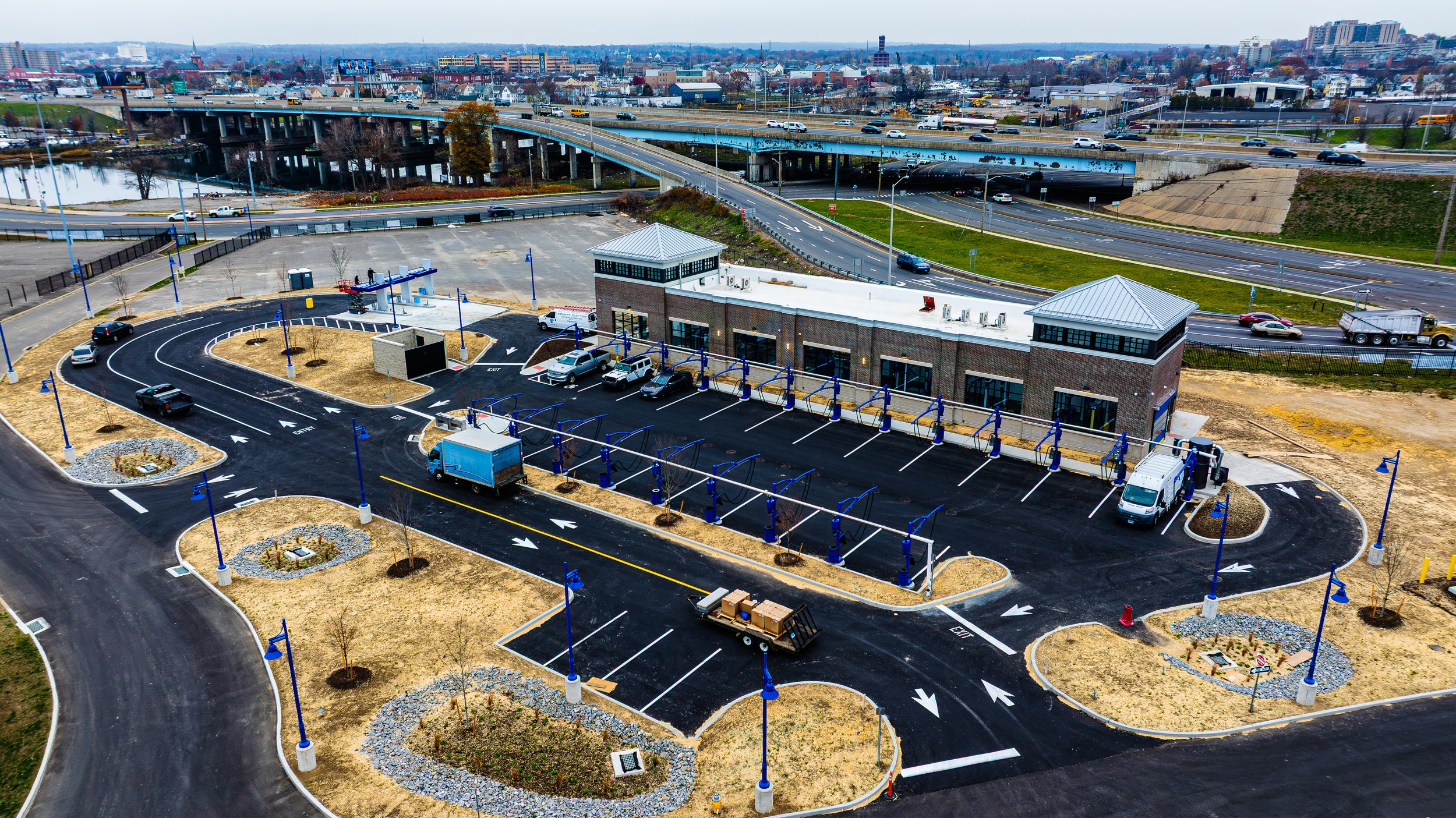 Steelpointe Car Wash, Car Wash, Connecticut, Bridgeport, Steelpointe Harbor, Location, State of the Art Equipment, Detailed Washes, Connecticut Car Wash