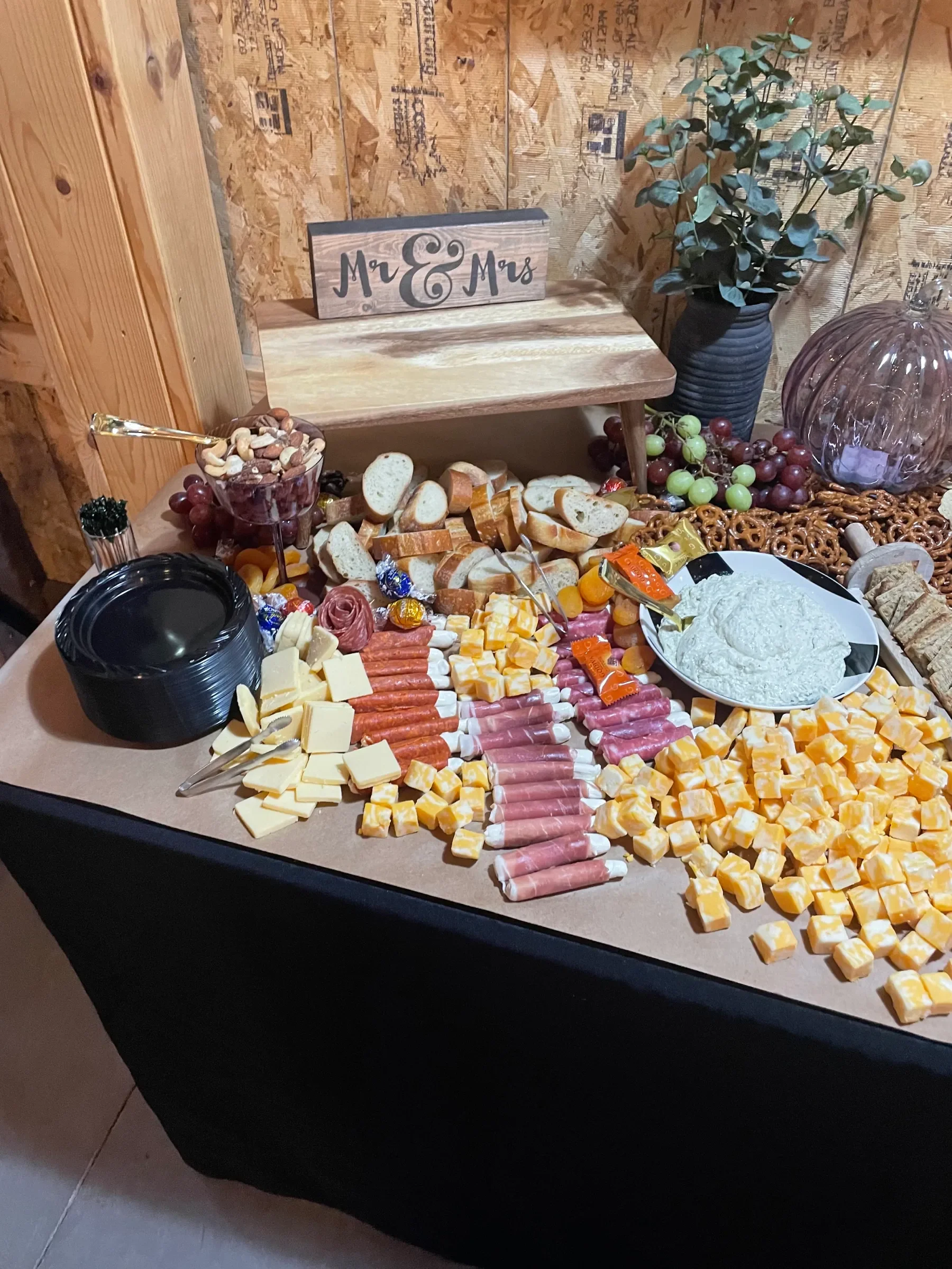 Rustic Wedding Charcuterie Grazing Table at Grasshopper Pines