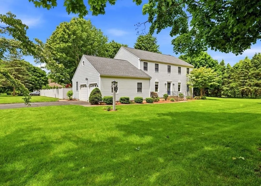 From Pools to Period Charm: Touring 4 Stunning Bay State Colonials For Sale