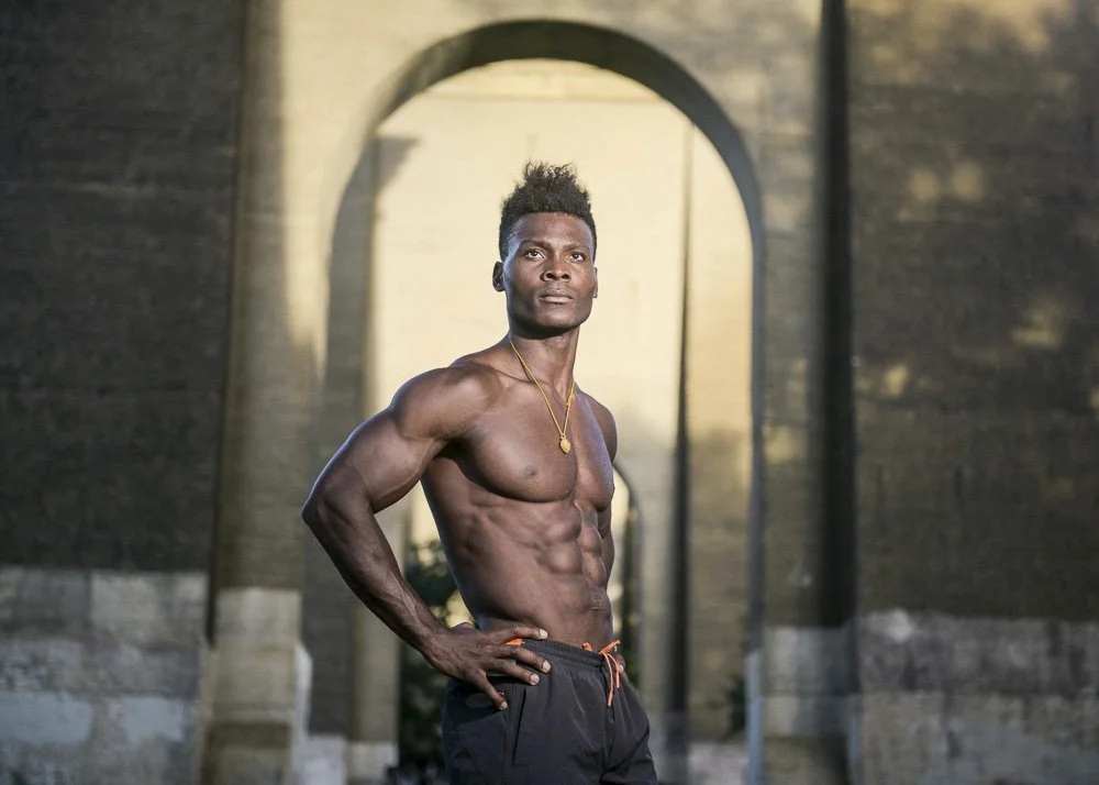 VP20-004 Demi Astoria81.jpg