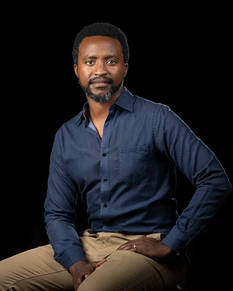 A portrait of Thierry Uwilingiyimana