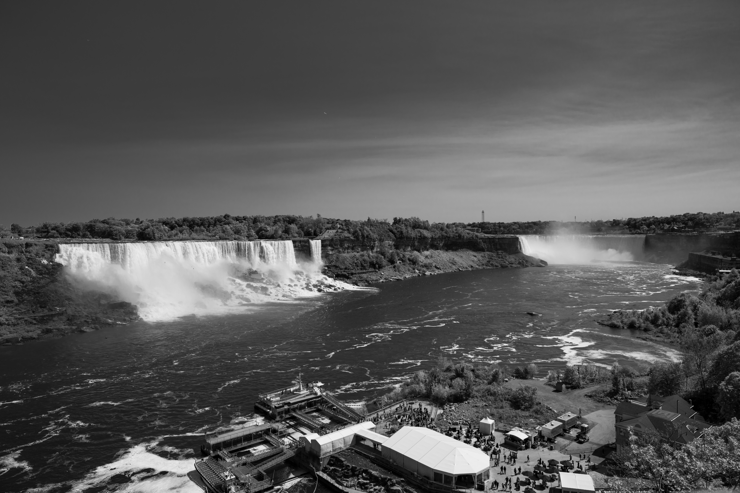 American Falls, Horseshoe Falls, Niagara Falls, Ontario, 2024