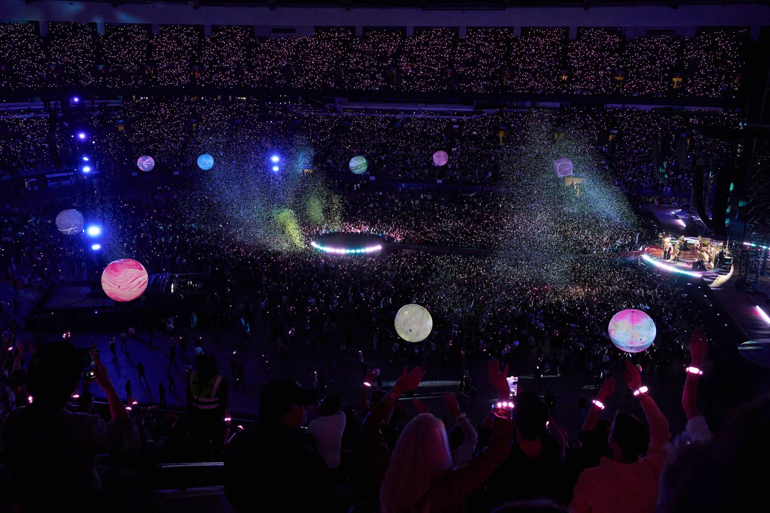 CFD Coldplay Music of the Spheres in Vancouver 2023 - Wong Chi Lok 17.jpg