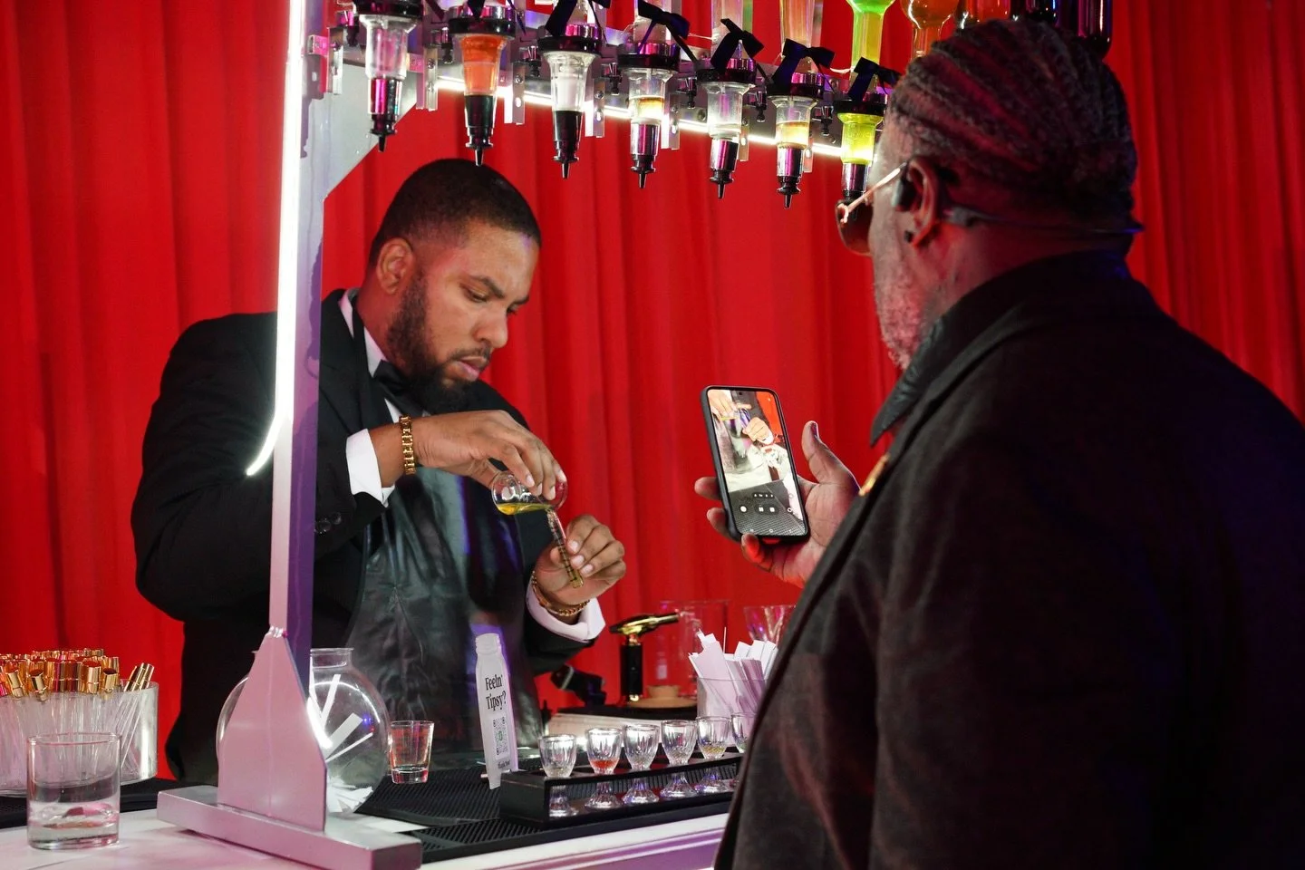 Holiday parties deserve more than the usual 🎄

Book Atlanta&rsquo;s first mobile parfum bar @baromaparfumbar for your holiday celebration and give your guests a luxury, hands-on experience they&rsquo;ll actually remember. Guests create their own cus