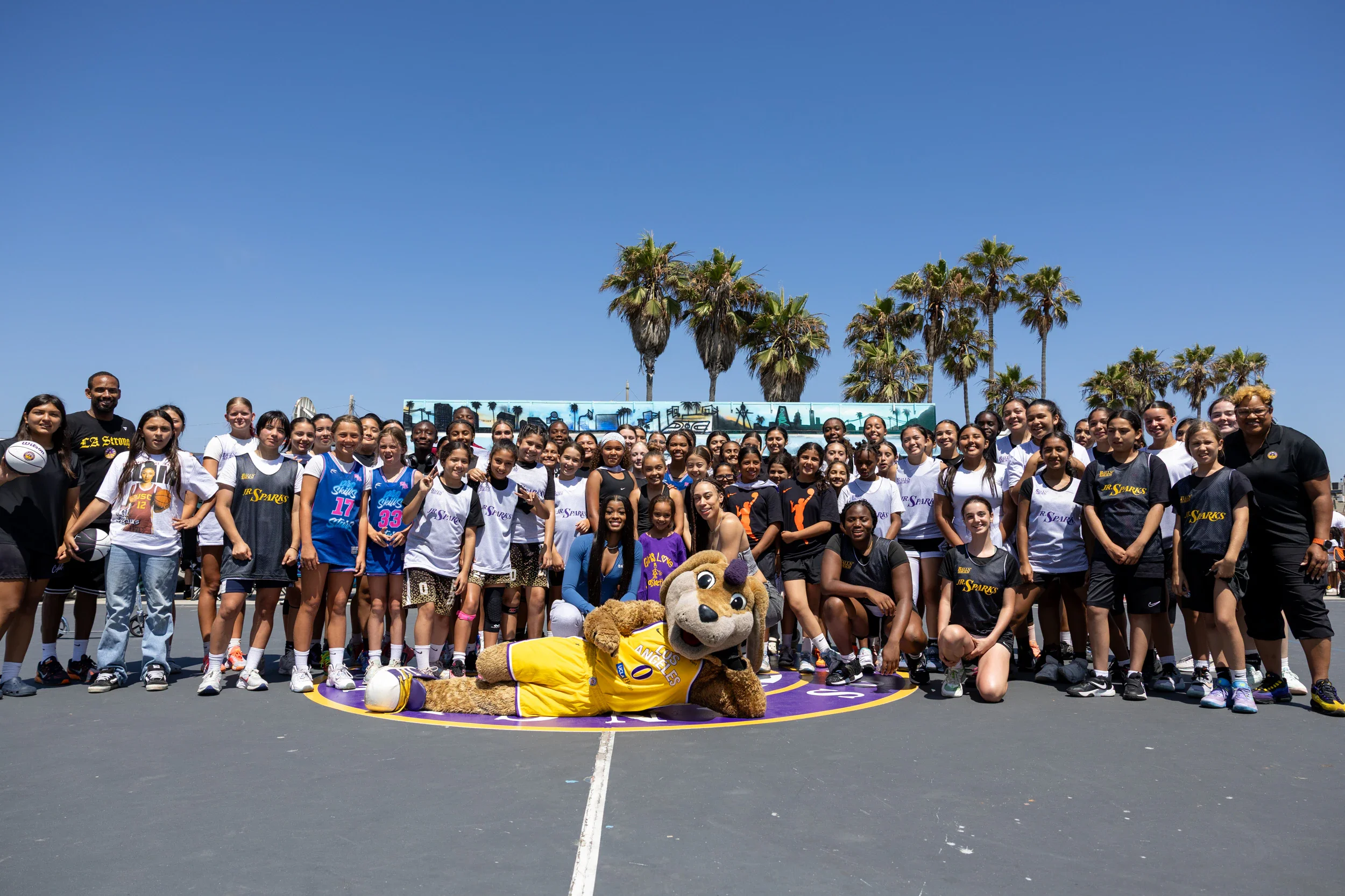 LOS ANGELES SPARKS SECOND ANNUAL "BALLIN ON THE BEACH" MEDIA ACTIVATION 