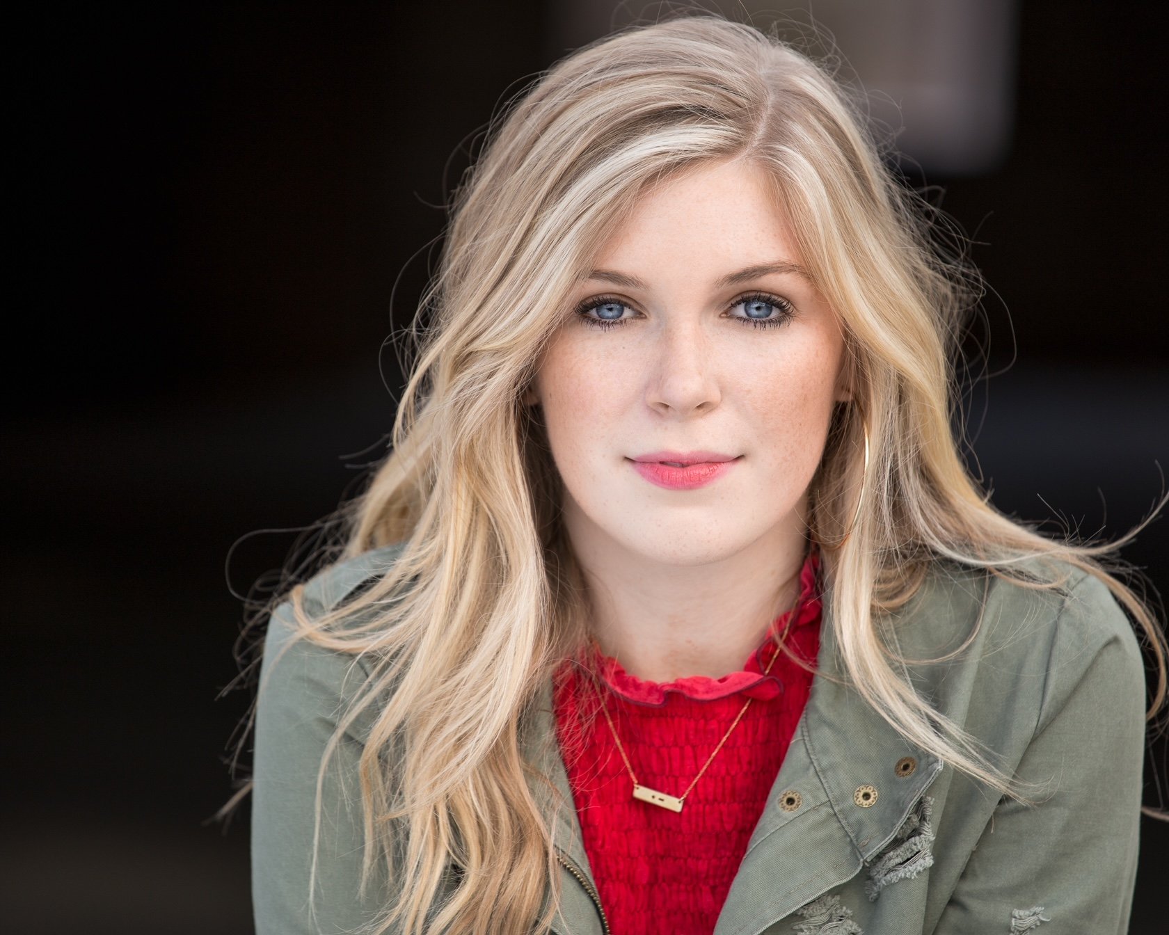 AnneDiillon Loflin-HS.jpeg