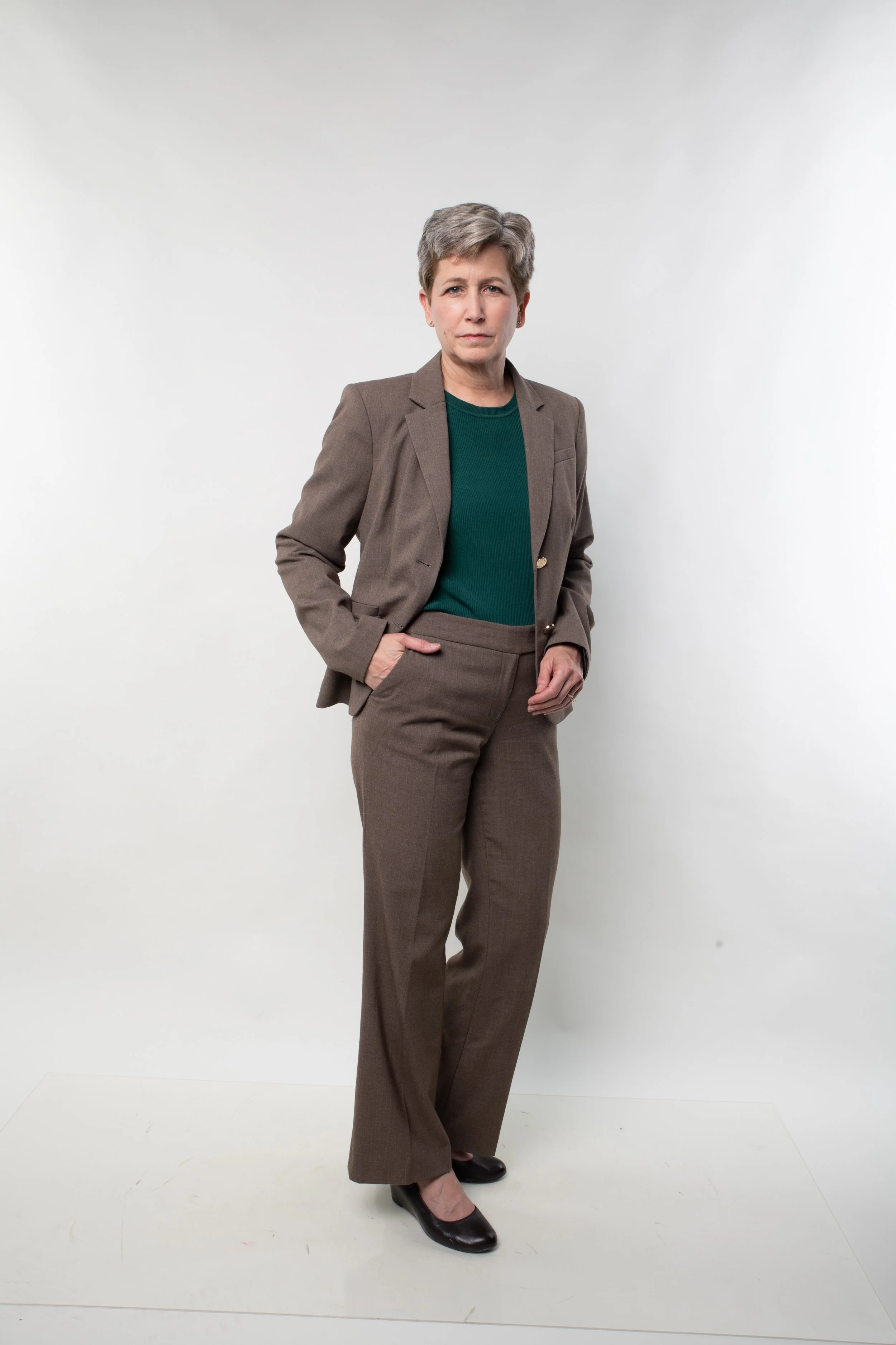 Lynn Dekle Full 1.jpg